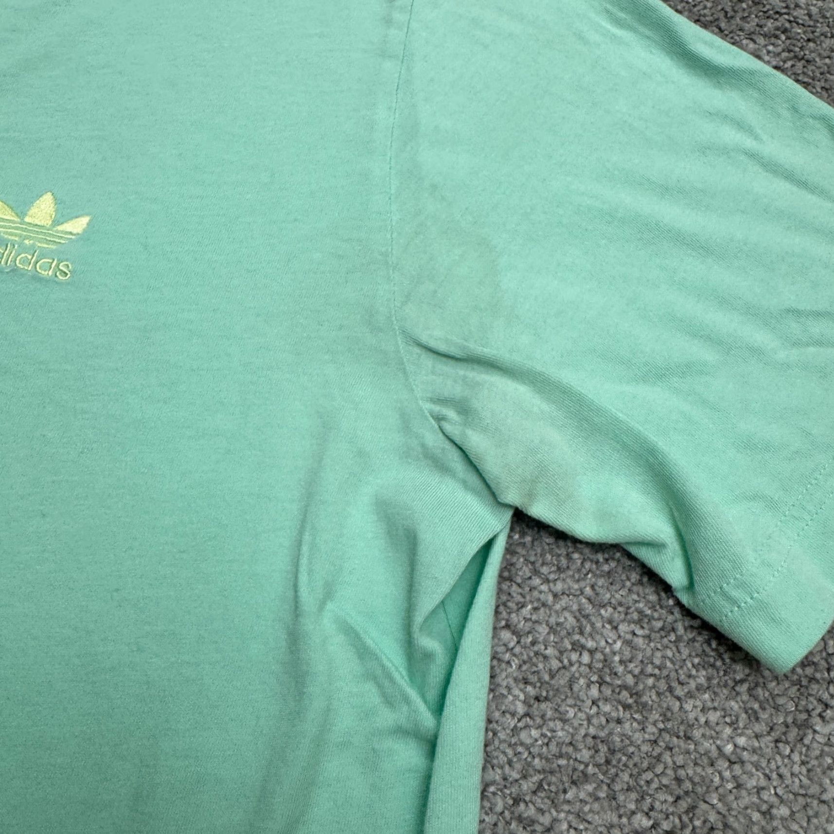 Adidas VINTAGE Adidas Men's T-Shirt Large Green 90s Trefoil Logo Cotton Crew Neck Casual Sportswear Size US L / EU 52-54 / 3 - 4 Thumbnail