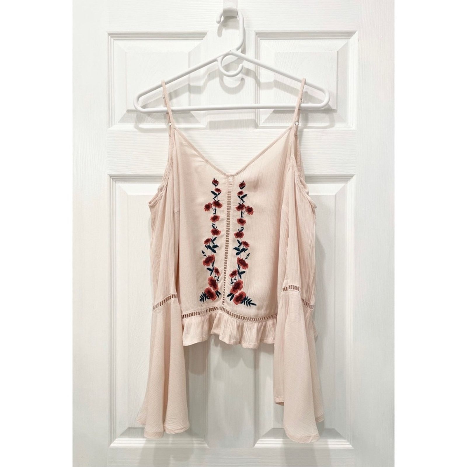 Guess Guess Cold Shoulder Embroidered Shirt XS Size XS / US 0-2 / IT 36-38 - 1 Thumbnail