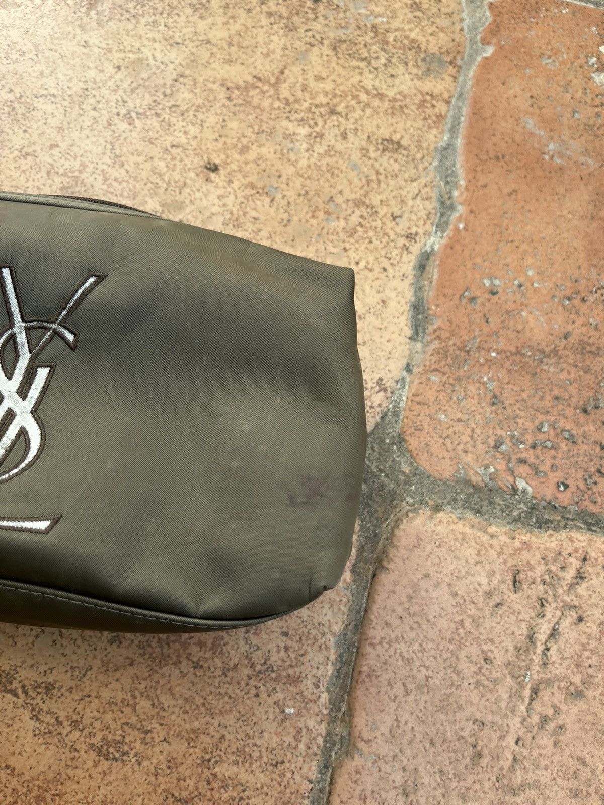Yves Saint Laurent 🖤 YSL (Yves Saint Laurent) Khaki/Olive Pouch / Makeup Bag Size ONE SIZE - 3 Thumbnail