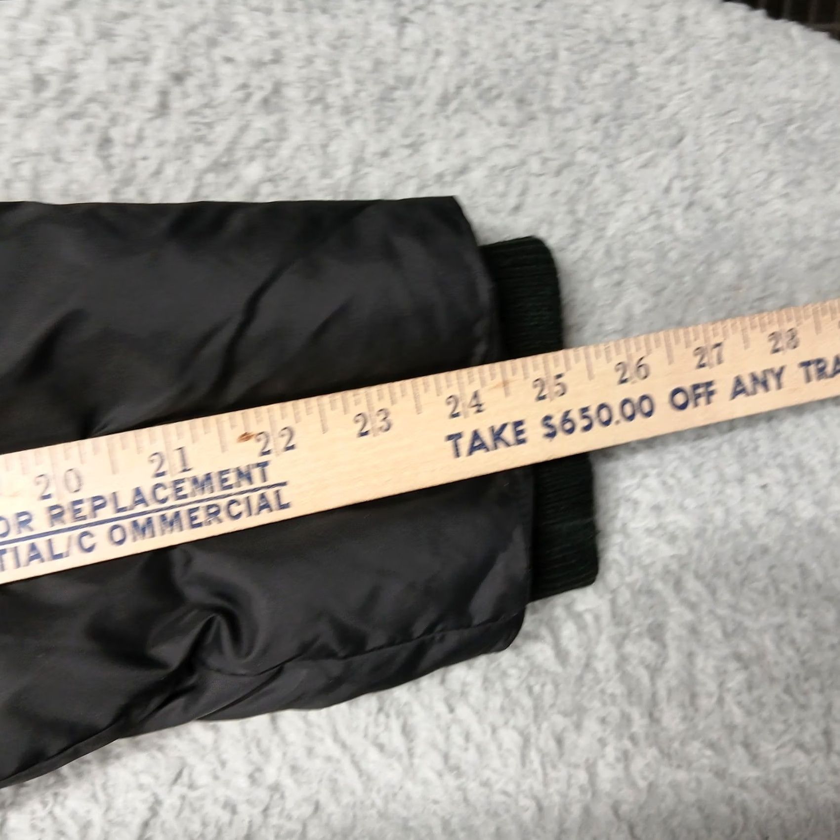 Vintage Michael Kors Women's Down Puffer Coat Small Black Zip Front Quilted Jacket (Coat) Size S / US 4 / IT 40 - 7 Thumbnail