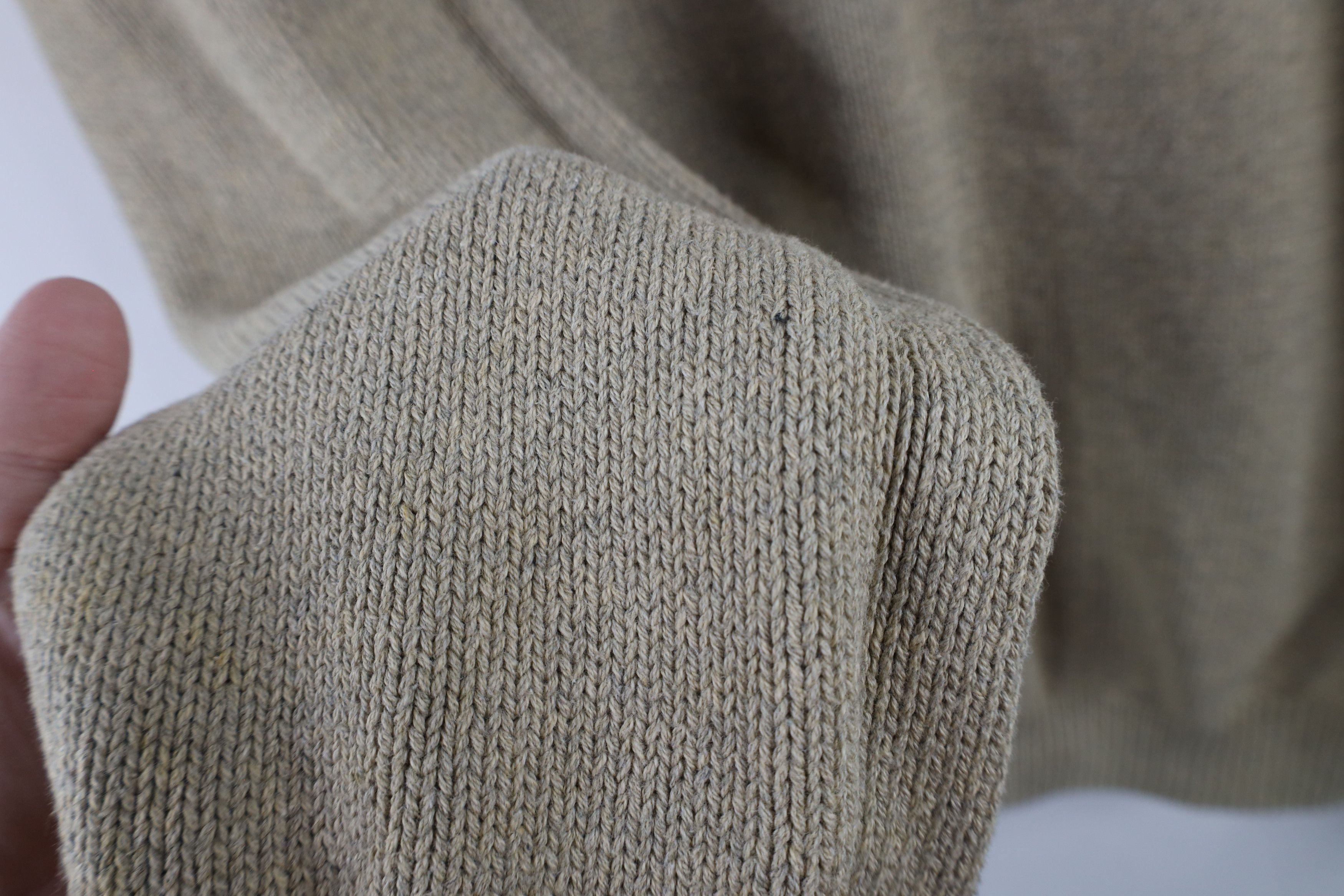 Vintage Vintage 90s Streetwear Cotton Knit V-Neck Sweater Beige Size US L / EU 52-54 / 3 - 5 Thumbnail