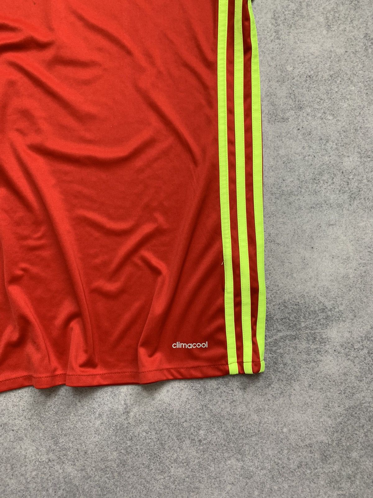Adidas Adidas Belgium 2016-17 Home Football Soccer Y2K Jersey Size US M / EU 48-50 / 2 - 5 Thumbnail