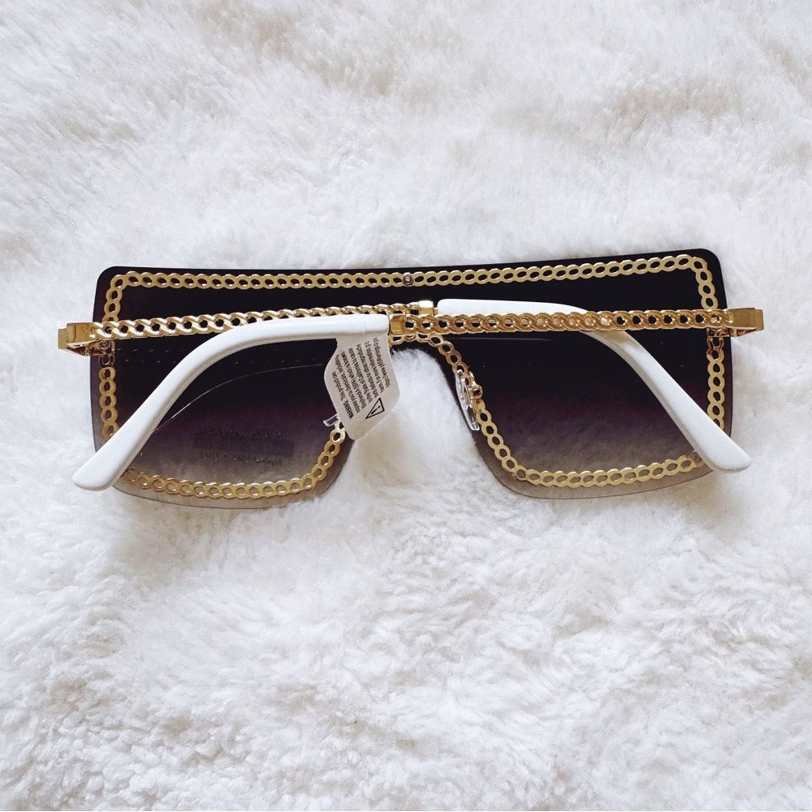 Other Christine Black Two Tone w/ White Chain Shield Sunglasses Size ONE SIZE - 10 Thumbnail