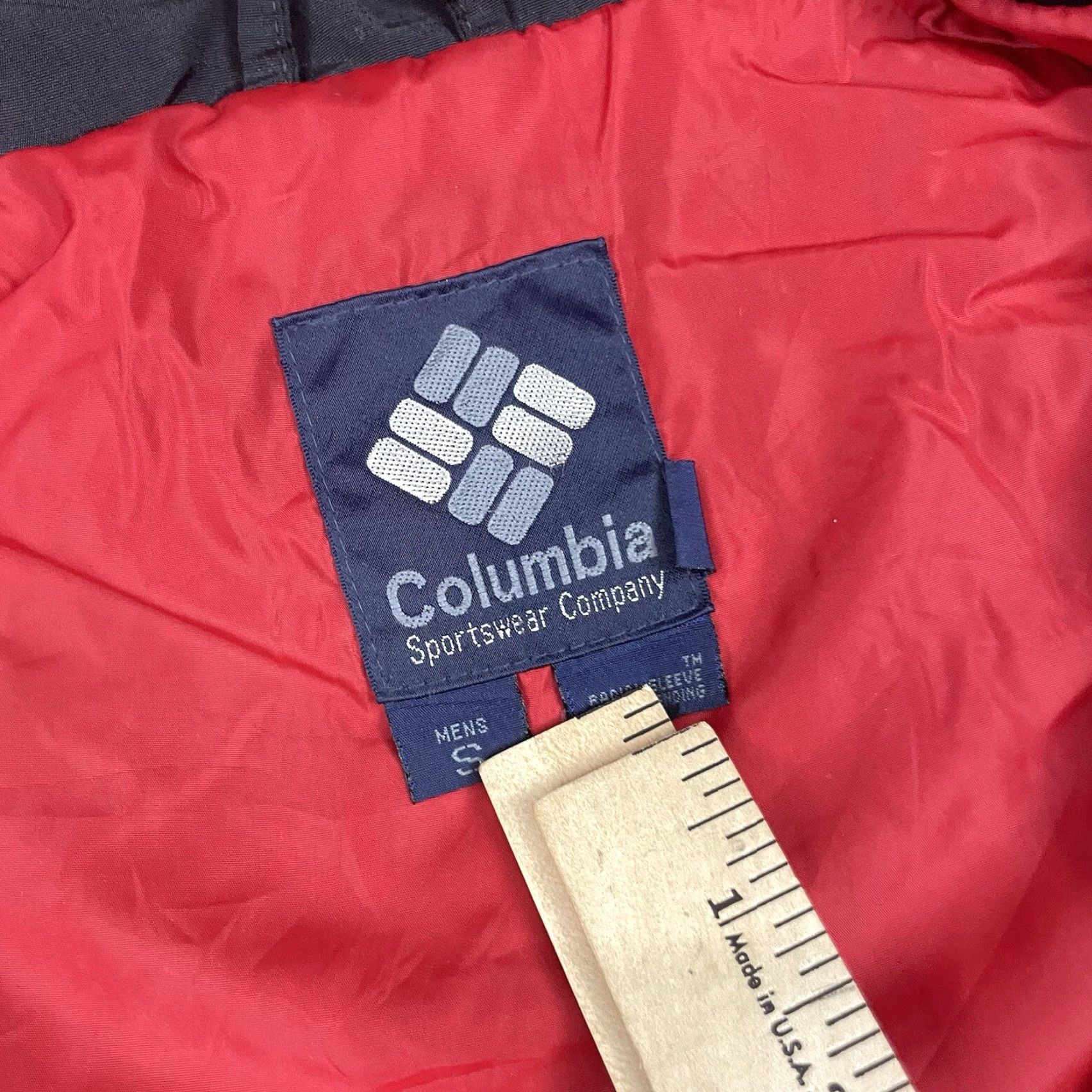Vintage VINTAGE Columbia Powder Keg Puffer Jacket Regular Size S Black Men 90s Ski Winter Fall Spring Nylon Zip Size US S / EU 44-46 / 1 - 6 Thumbnail