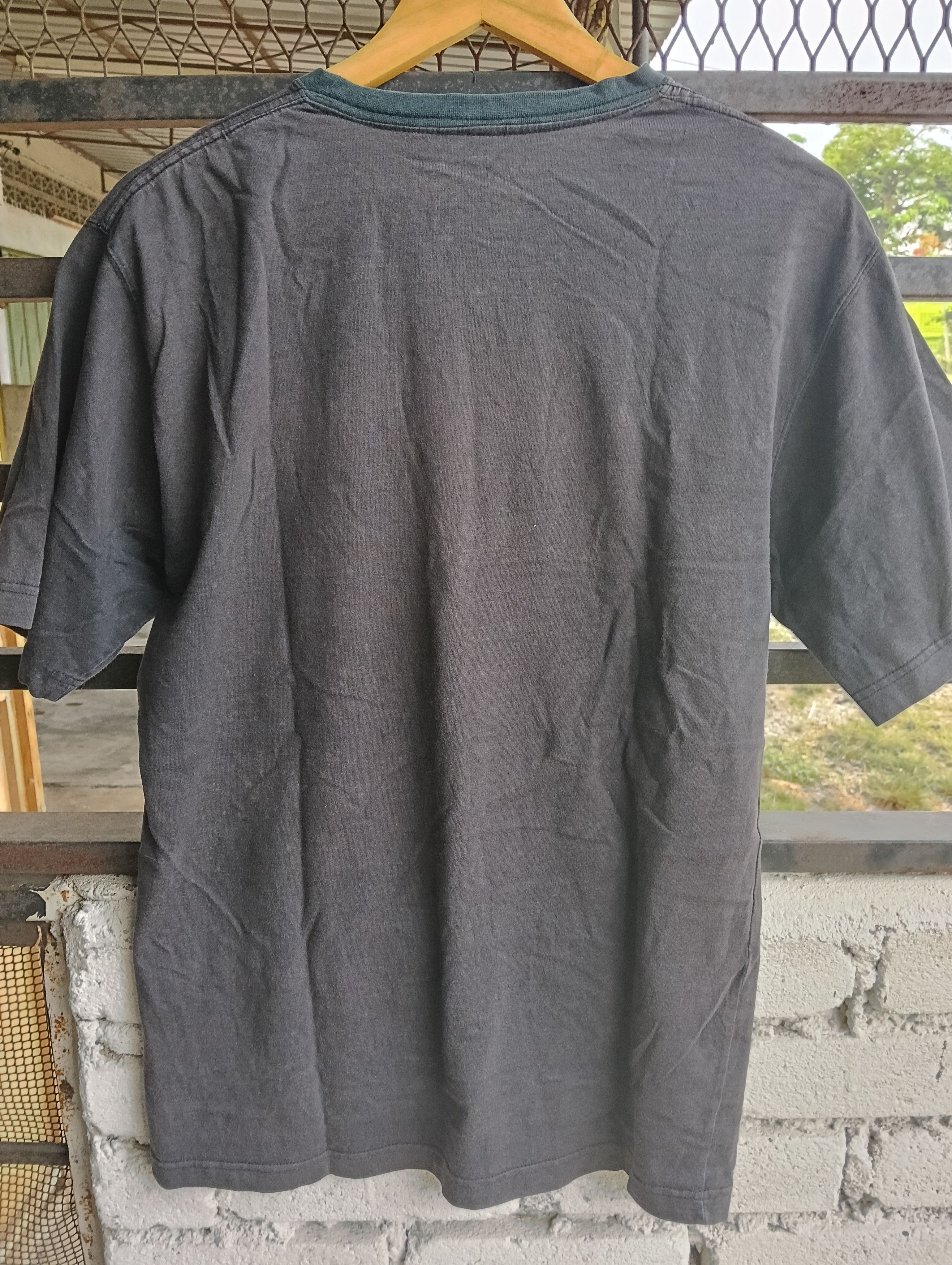 Oakley Vintage Oakley blades make any shooter faded black. Size US M / EU 48-50 / 2 - 2 Thumbnail