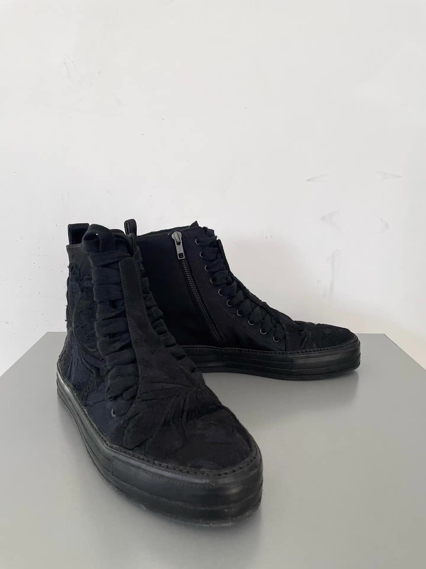 Ann Demeulemeester Ann Demeulemeester Embroidered High-Top Boots。Ｑ21 Size US 7 / EU 40 - 1 Thumbnail