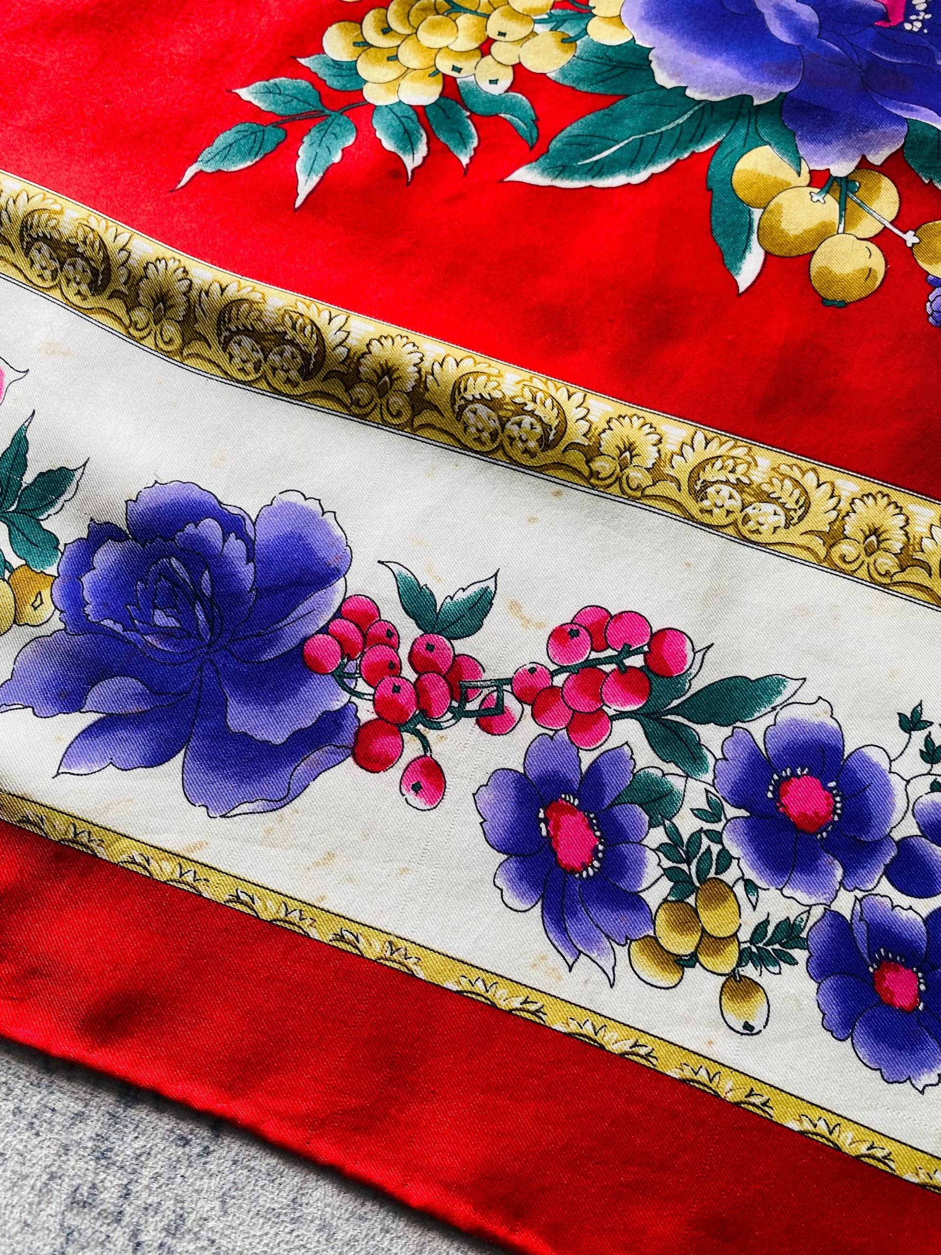 Gucci Vintage Gucci Floral Silk Scarf Size ONE SIZE - 6 Thumbnail