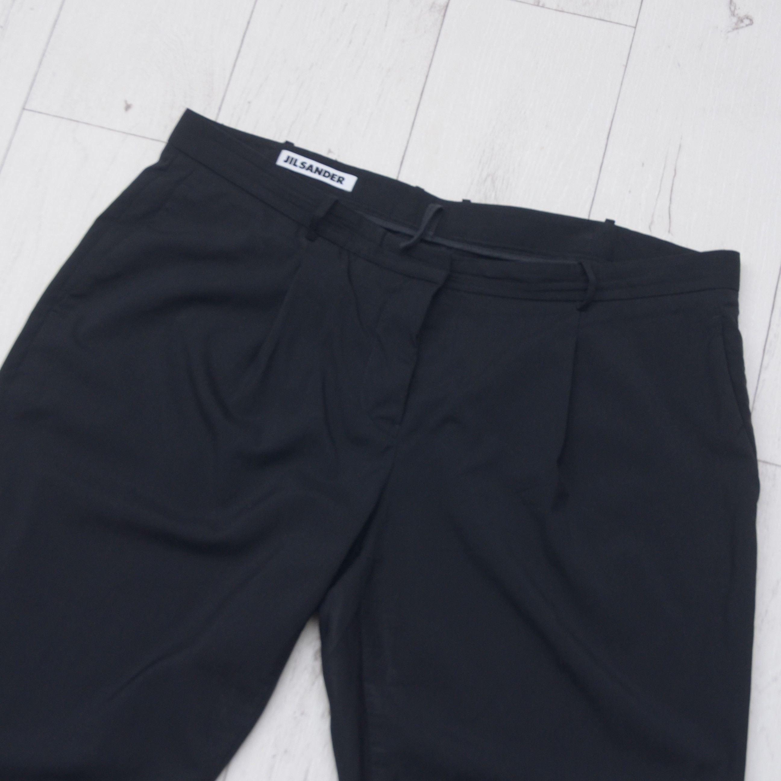 Jil Sander × Vintage Vintahe Jil Sander Black Short Pants Size 40 Wool Italy Size 27" / US 4 / IT 40 - 3 Thumbnail