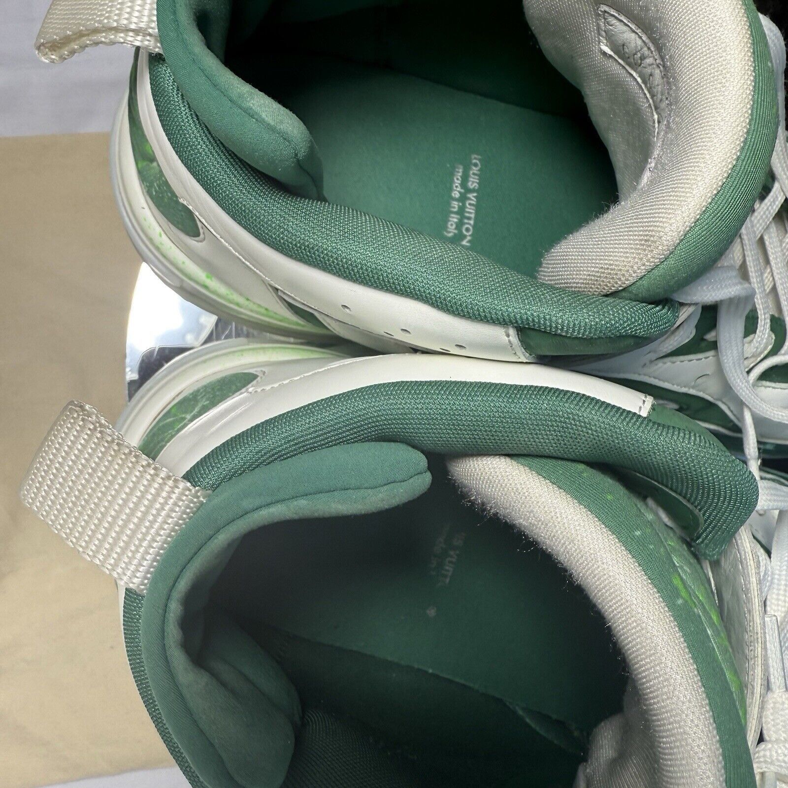 Louis Vuitton Louis Vuitton Trainer 2 Sneaker Boot White Green size USA 9 Size US 9 / EU 42 - 11 Thumbnail