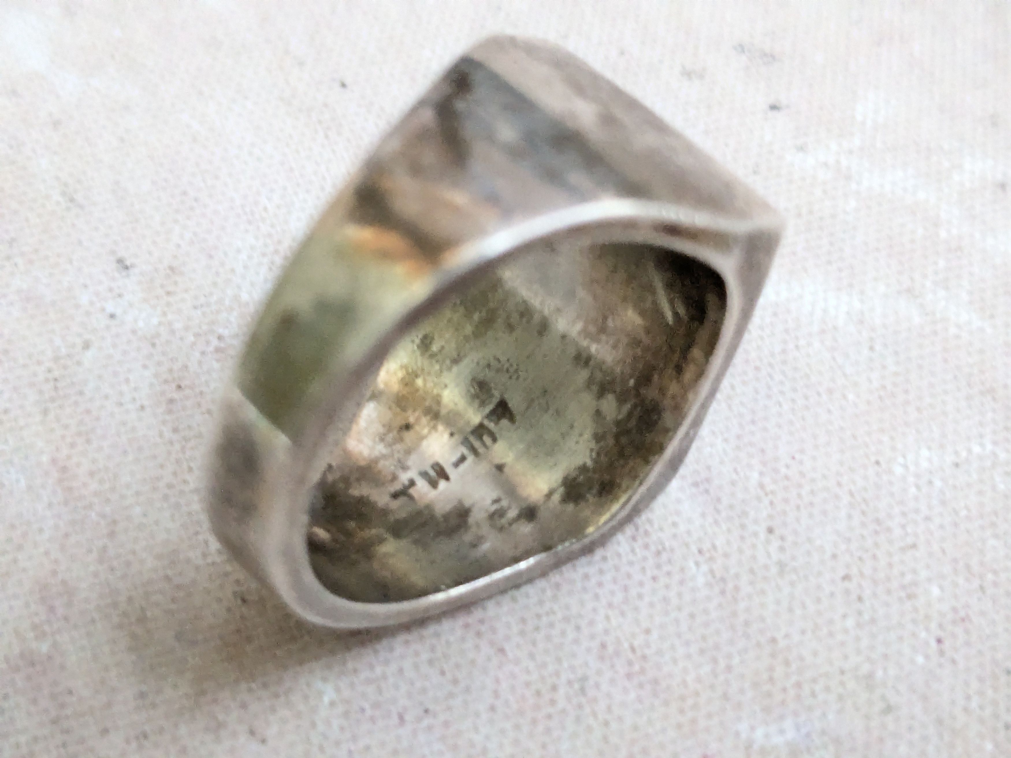 Sterling Silver Vintage Sterling Silver Ring Taxco Green Malachite 10.25 Size ONE SIZE - 7 Thumbnail