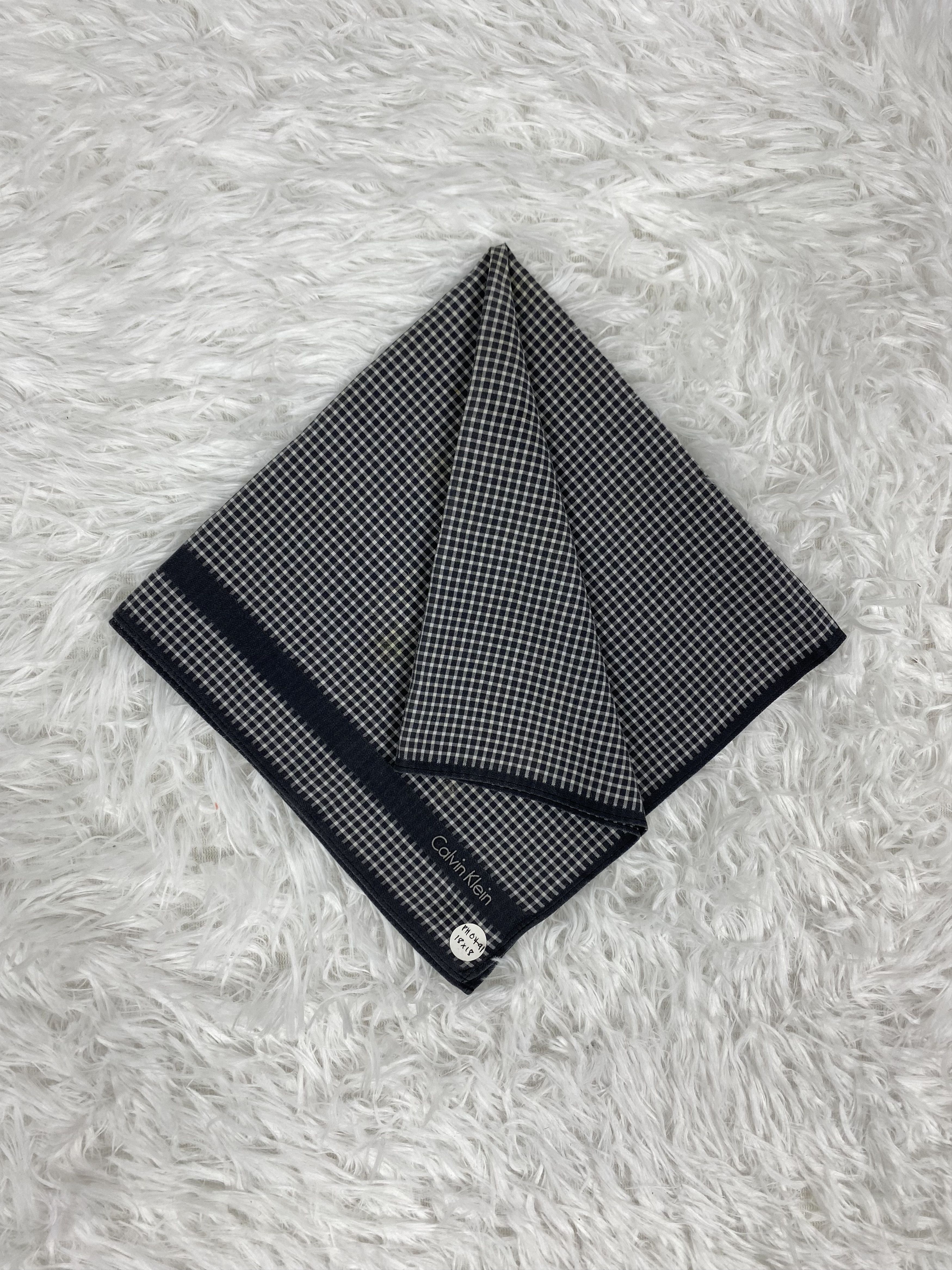 Calvin Klein Vintage Calvin Klein Handkerchief Neckerchief PH0491 Size ONE SIZE - 1 Thumbnail