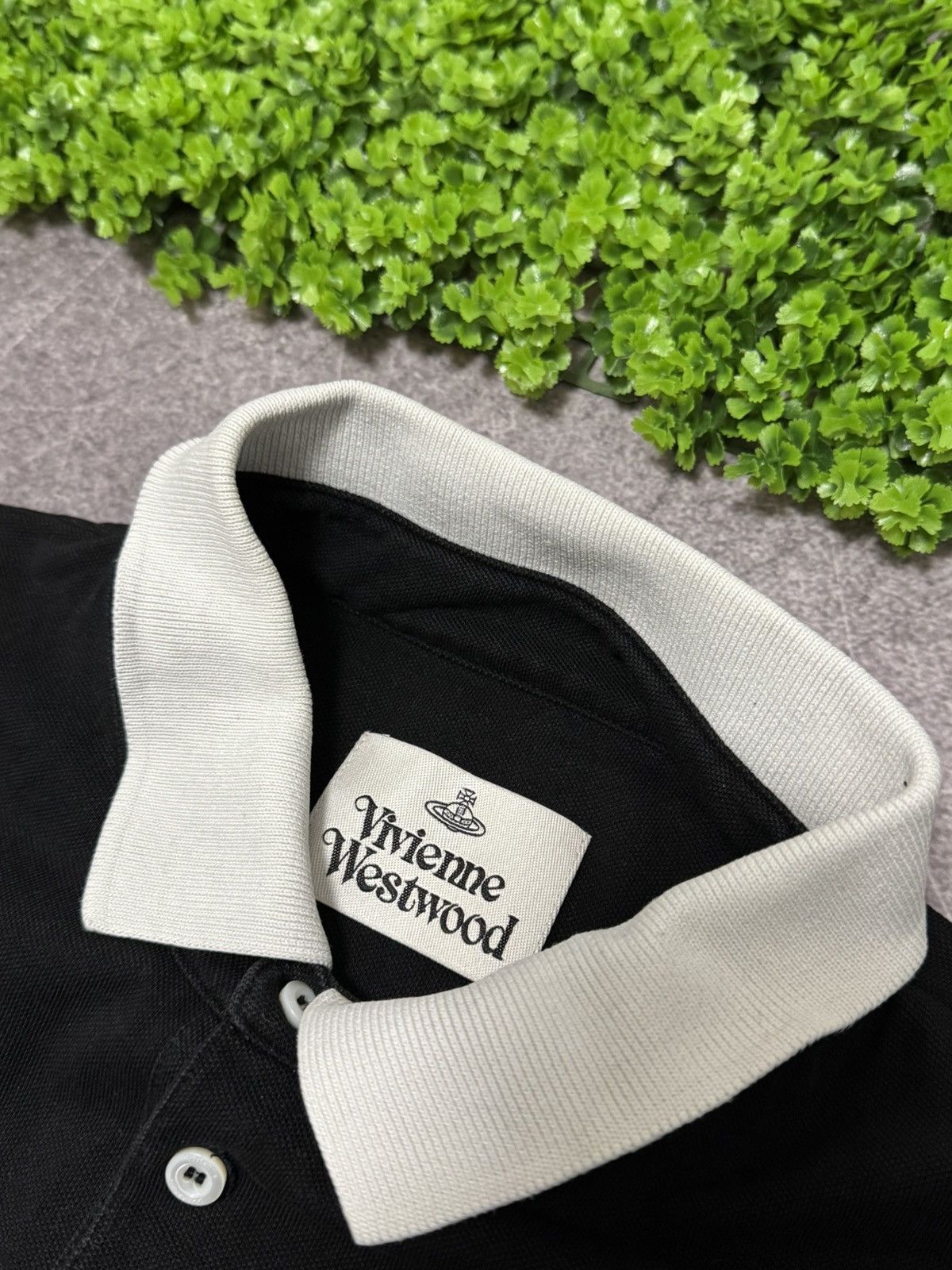 Vivienne Westwood Vivienne Westwood Polo T-Shirt Vintage Small Orb Logo Luxury Size US XL / EU 56 / 4 - 2 Thumbnail