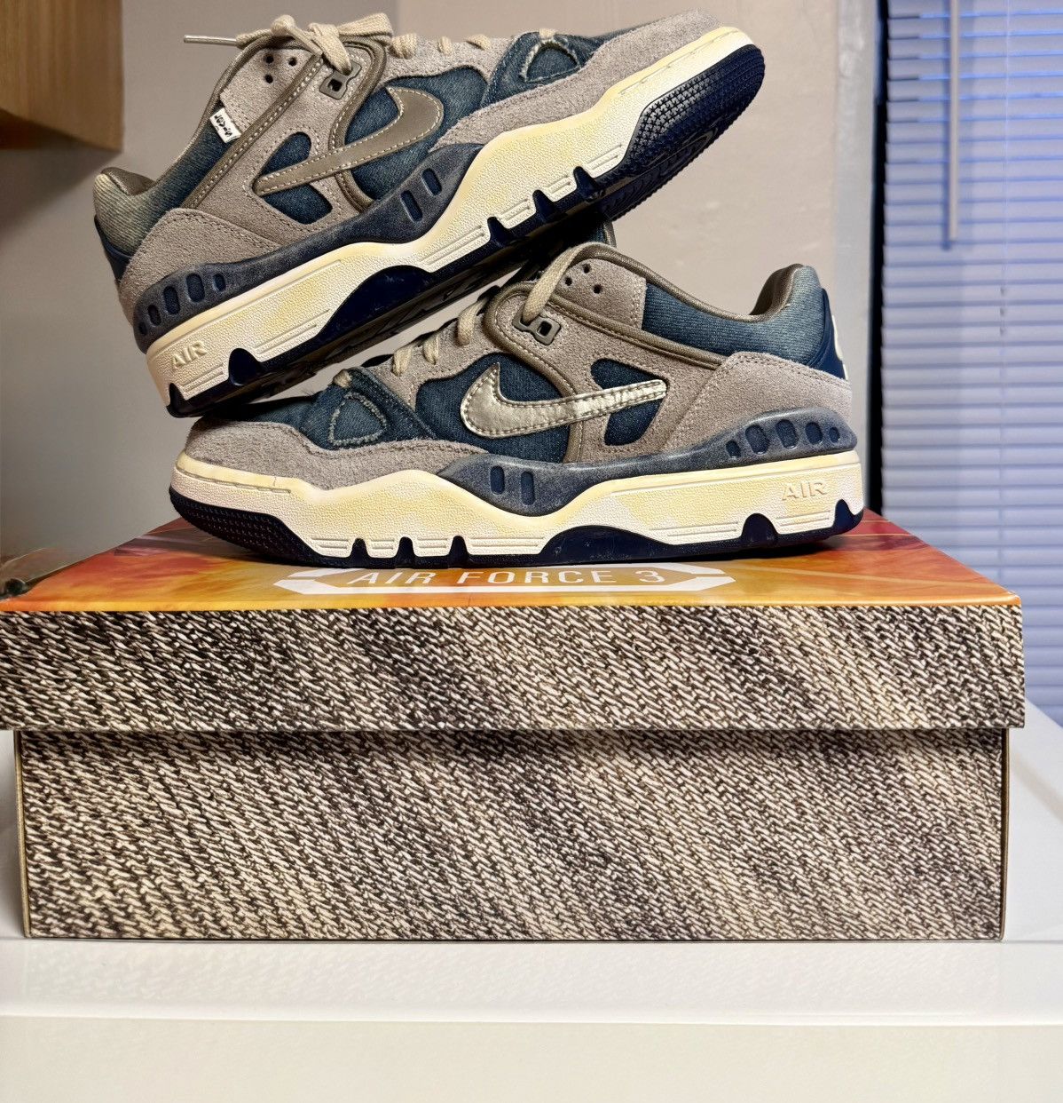 Nigo × Nike NIGO X LEVI'S X AIR FORCE 3 LOW 'OLIVE GREY' Size US 9 / EU 42 - 1 Thumbnail