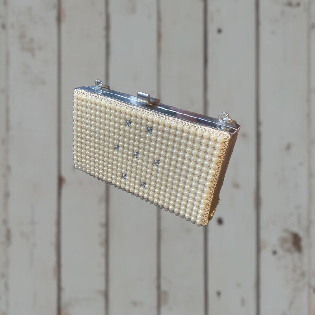 Vintage VINTAGE Faux Pearl Diamond Clutch Purse JR Purse Women Cocktail Bag Ladies Size ONE SIZE - 1 Thumbnail