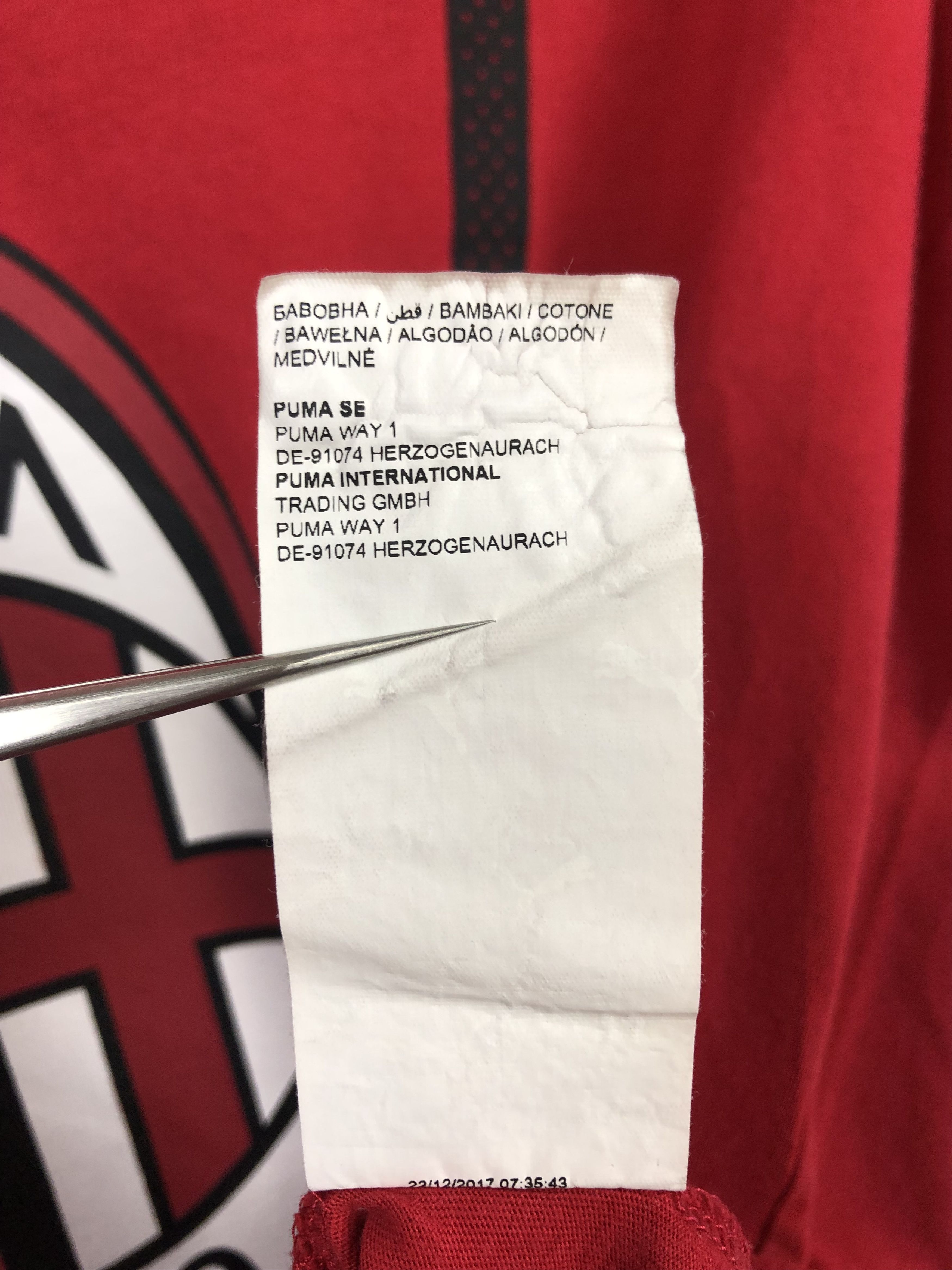 Other Puma AC Milan Football Soccer Shirt Tee Size US M / EU 48-50 / 2 - 8 Thumbnail
