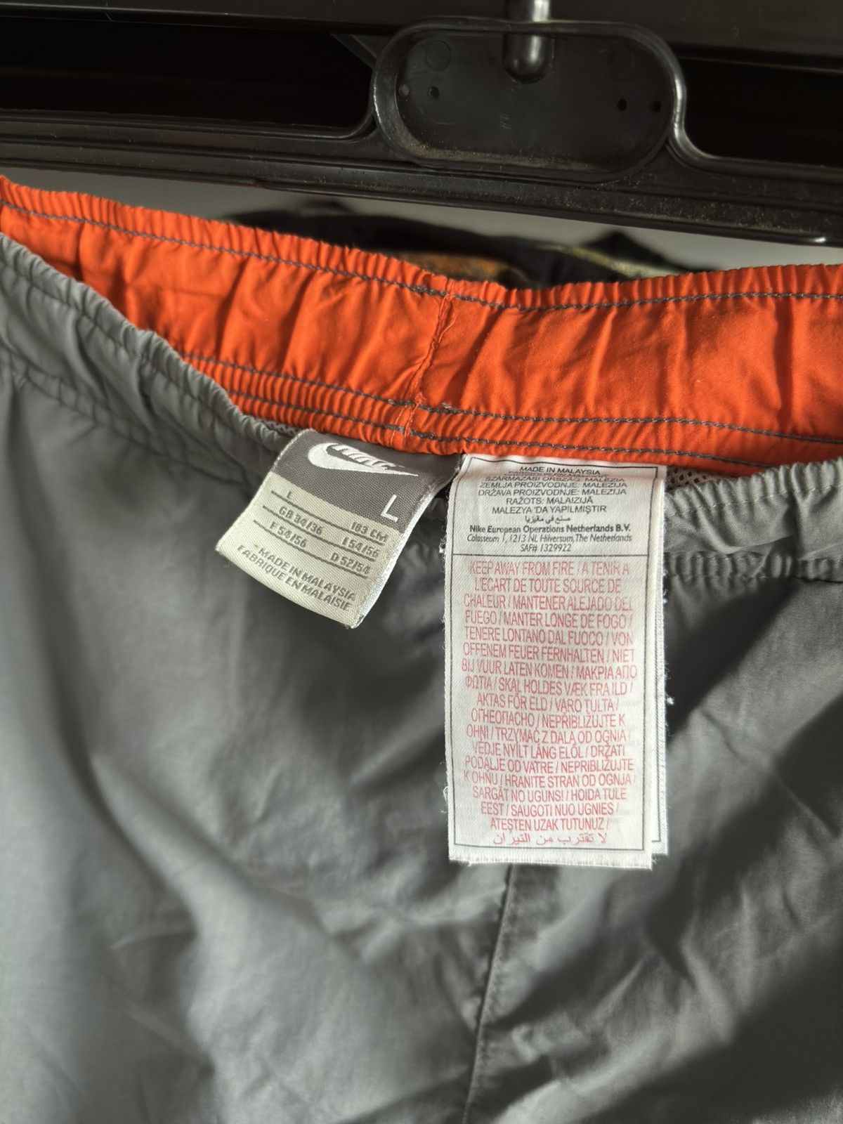 Nike Vintage Nike Shorts Baggy Style Rap Y2K 90s USA swoosh Size US 34 / EU 50 - 4 Thumbnail