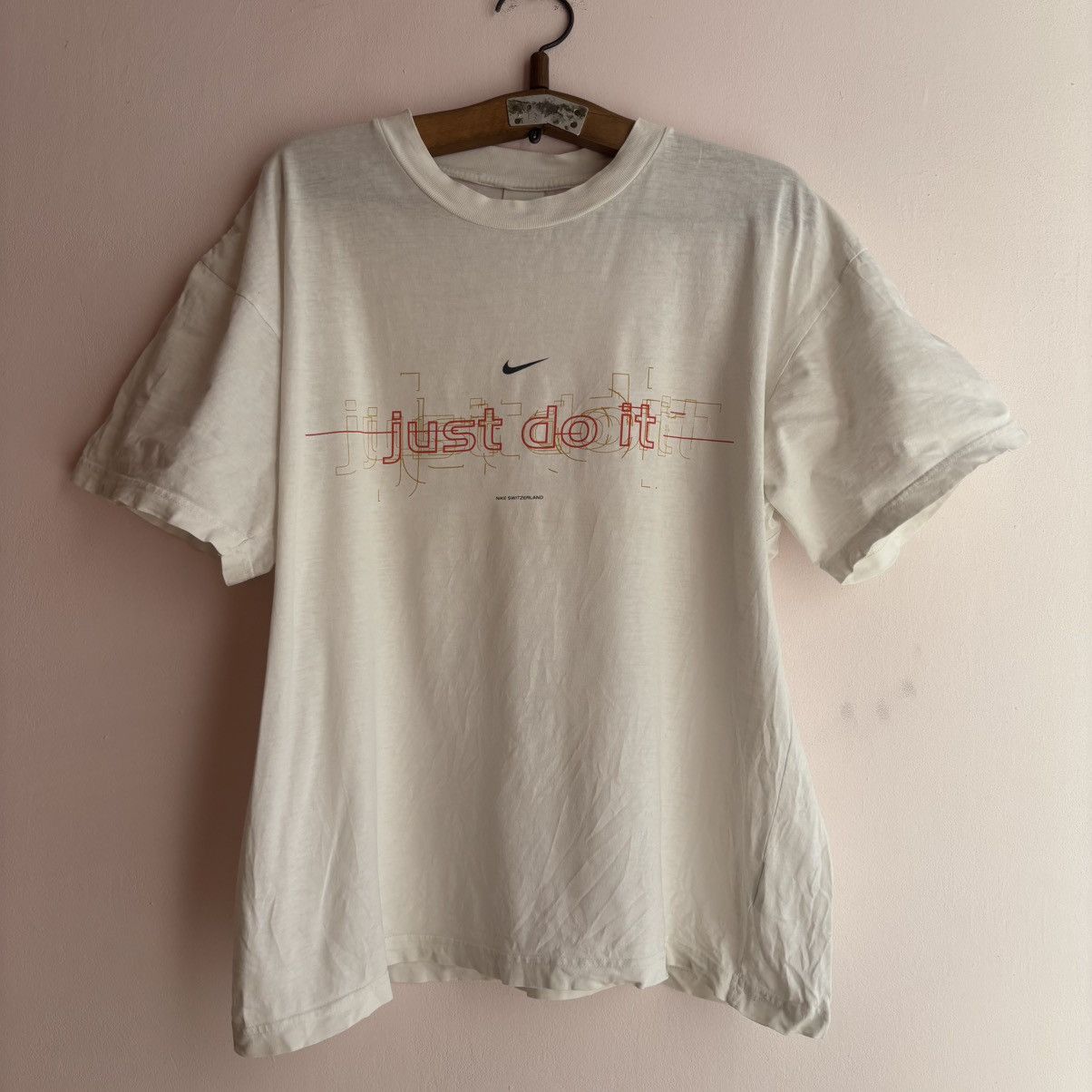 Nike Vintage Rare 90s Nike Center Swoosh Boxy Tee Archive Style Size US L / EU 52-54 / 3 - 1 Thumbnail