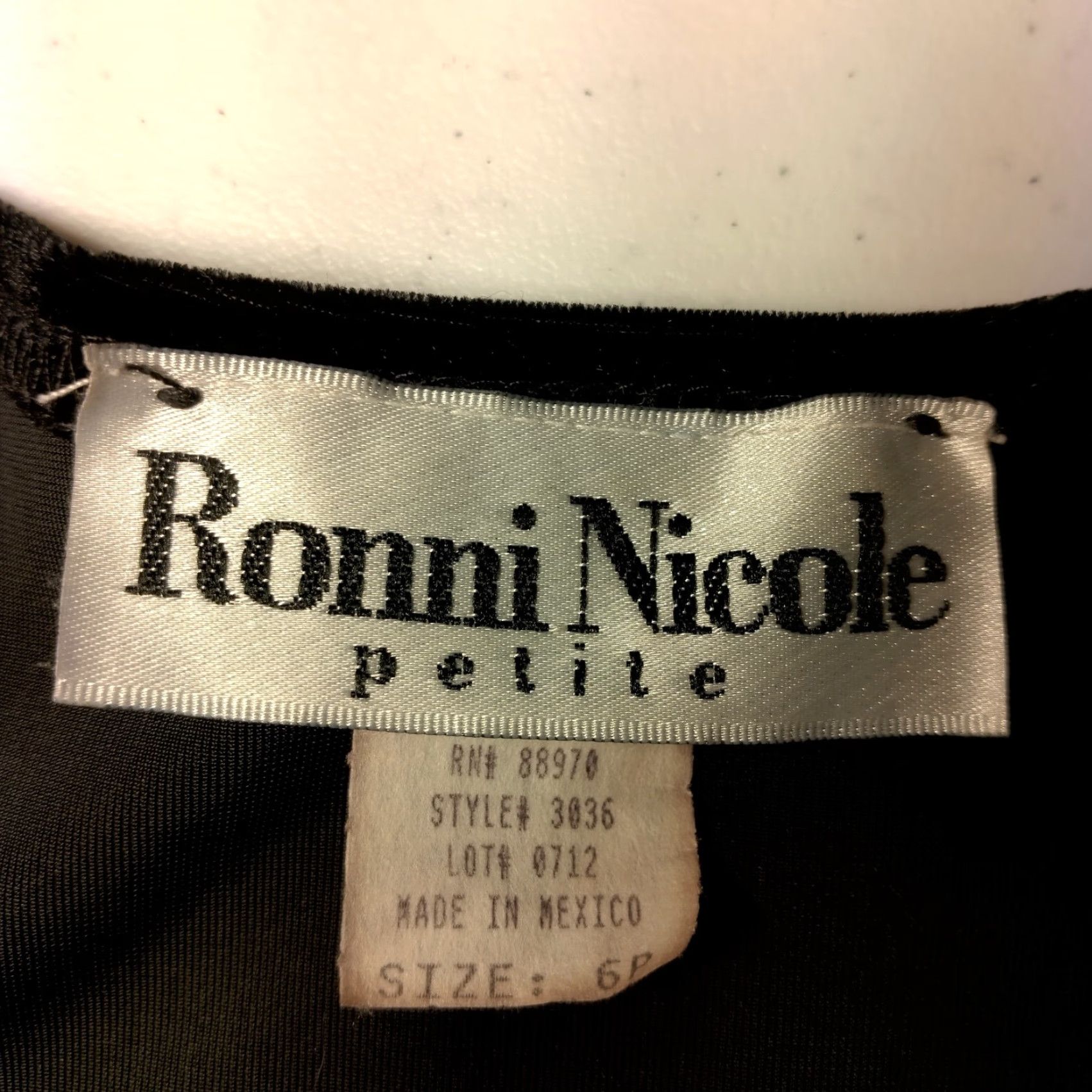 Velour VINTAGE Ronni Nicole Petite Dress 6P Black Velour Stretch 1990s Gothy Witchy Gothic Girls Women Size M / US 6-8 / IT 42-44 - 3 Thumbnail