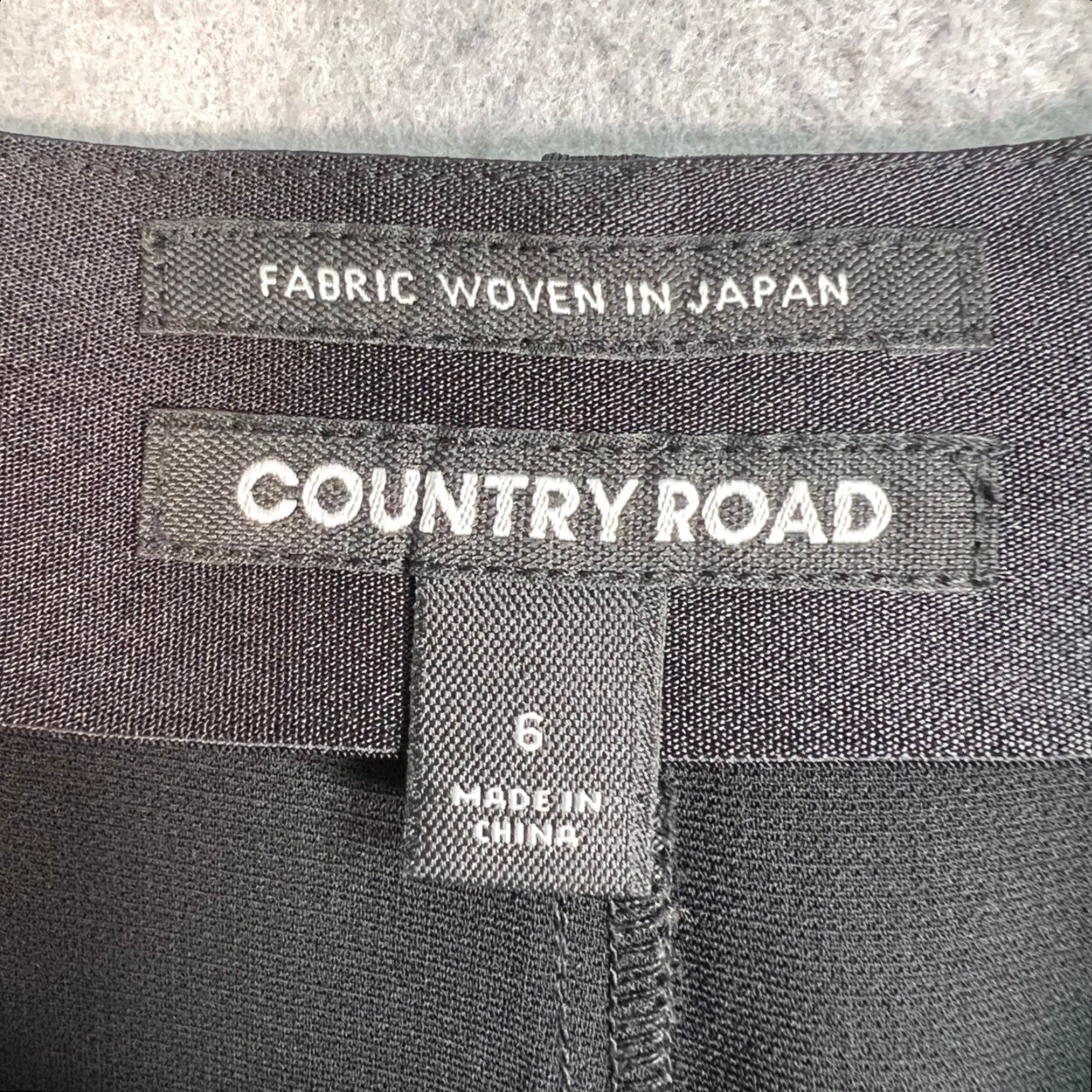 Country Road VINTAGE Country Road Black Trousers Womens Size 6 Wide-Leg Pants Adult Womens 6 Black Polyester Tri Acetate Inseam 23in Front Flat Ankle Style Size ONE SIZE - 3 Thumbnail