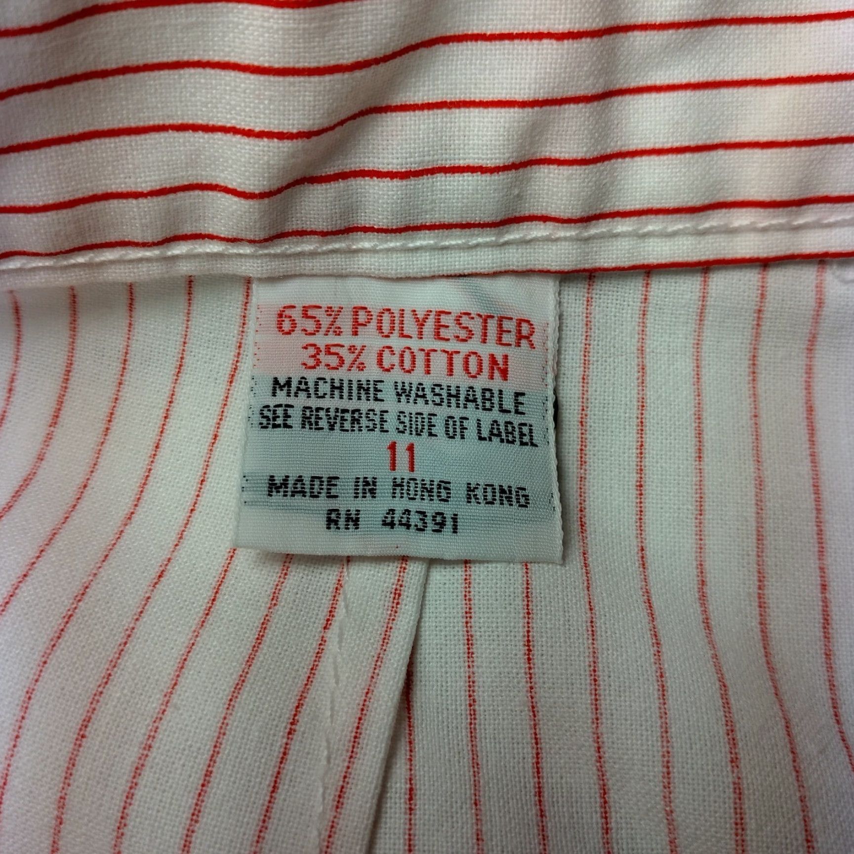 Vintage VINTAGE 1960s Shorts Women Size 11 White Red Striped Snap Pockets Hong Kong READ Size 32" / US 10 / IT 46 - 4 Thumbnail