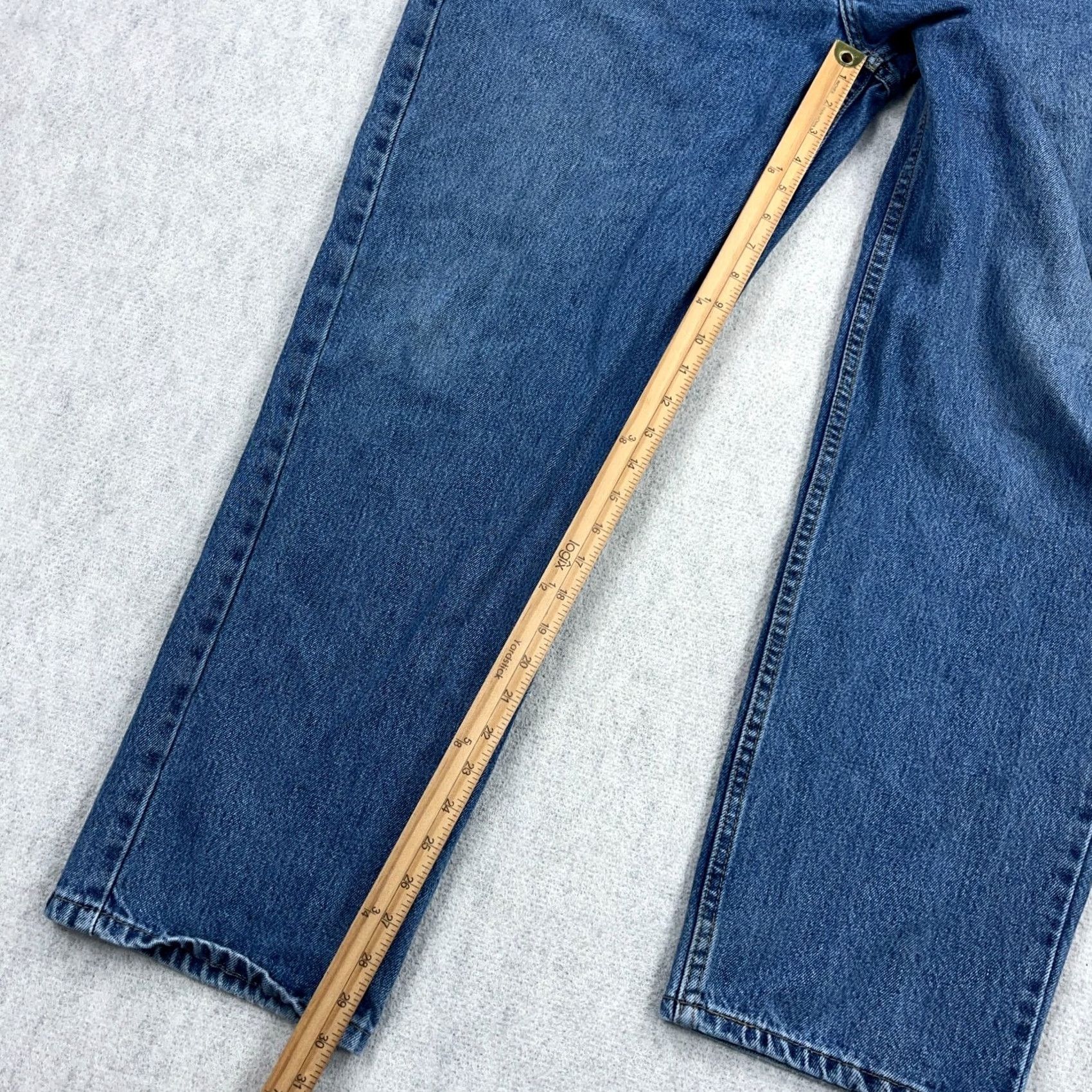 Levi's Vintage Levis 550 Jeans Men 40x32 Relaxed Fit Straight Leg Med Wash Baggy Jeans 90s American Classic Mens Size US 40 / EU 56 - 6 Thumbnail