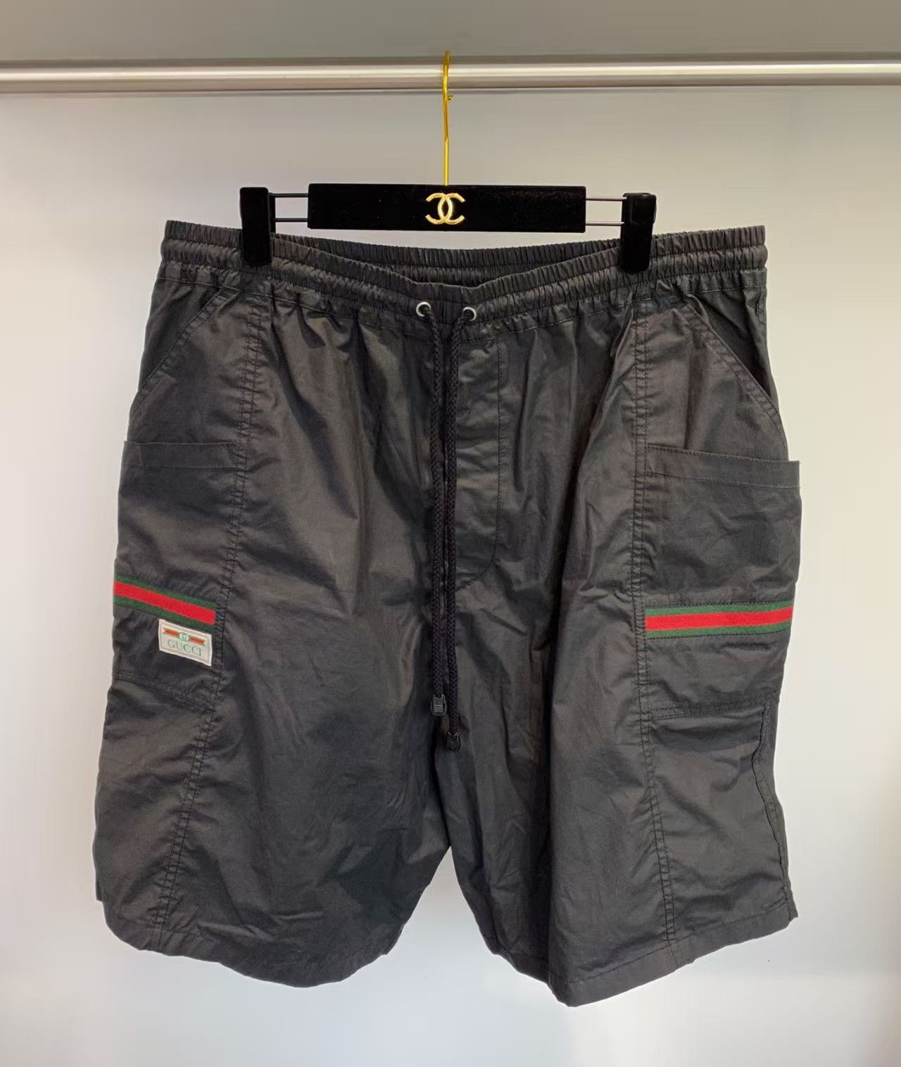Gucci Gucci Logo Tag Black Casual Shorts Size US 36 / EU 52 - 1 Thumbnail