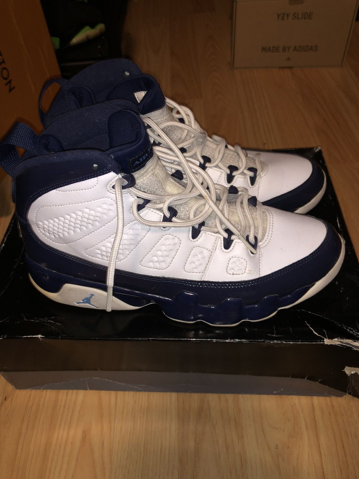 Nike Air Jordan 9 Retro UNC Blue - Size 9 Size US 9 / EU 42 - 4 Thumbnail