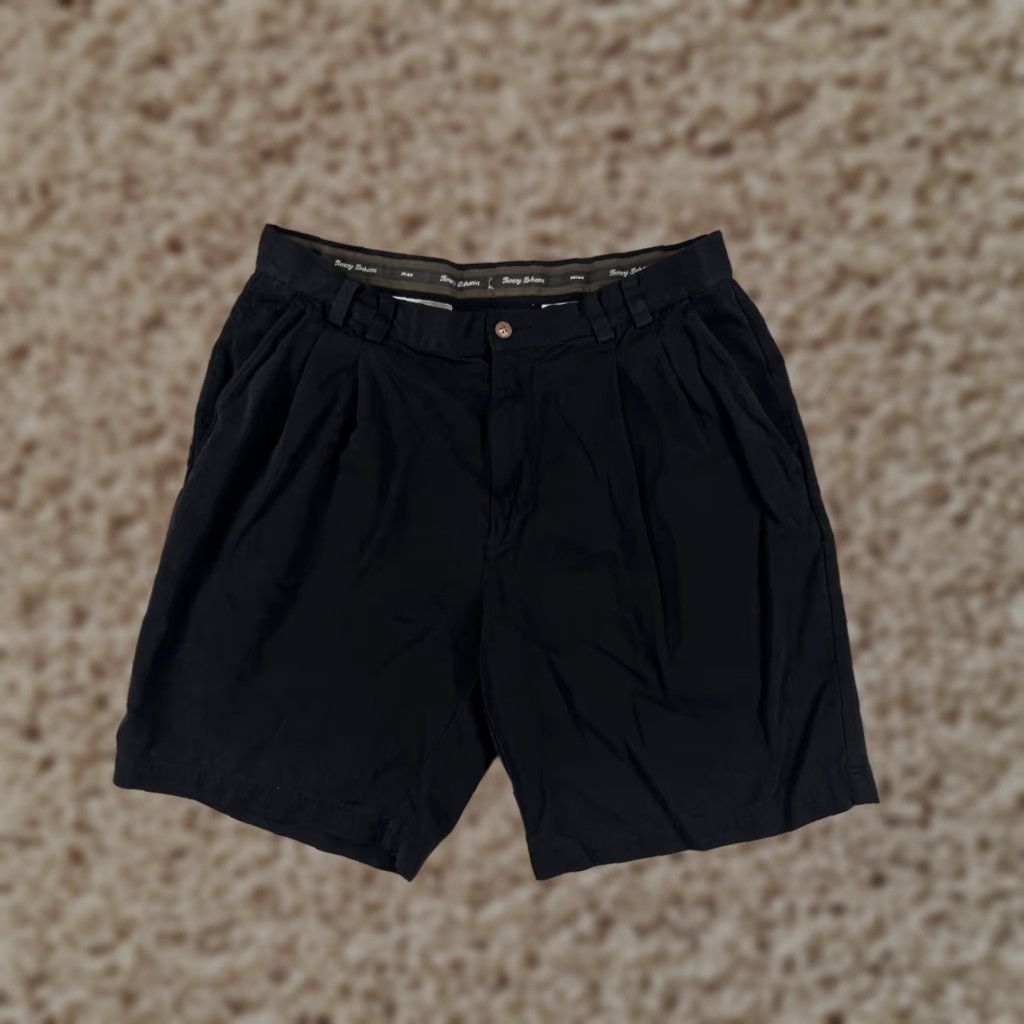 Tommy Bahama Tommy Bahama Shorts Men 35 Black Pleated Golf Vacation Beach Resort Size US 35 - 1 Thumbnail