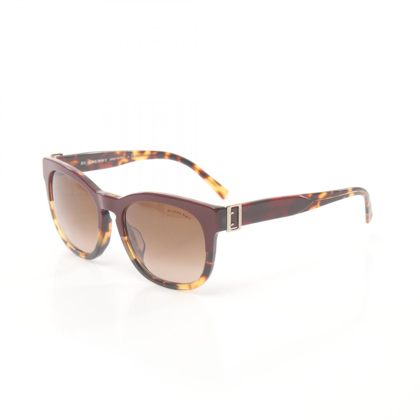 Burberry Burberry Square Tinted Sunglasses Plastic Sunglasses B4258F in Great Condition Size ONE SIZE - 1 Thumbnail