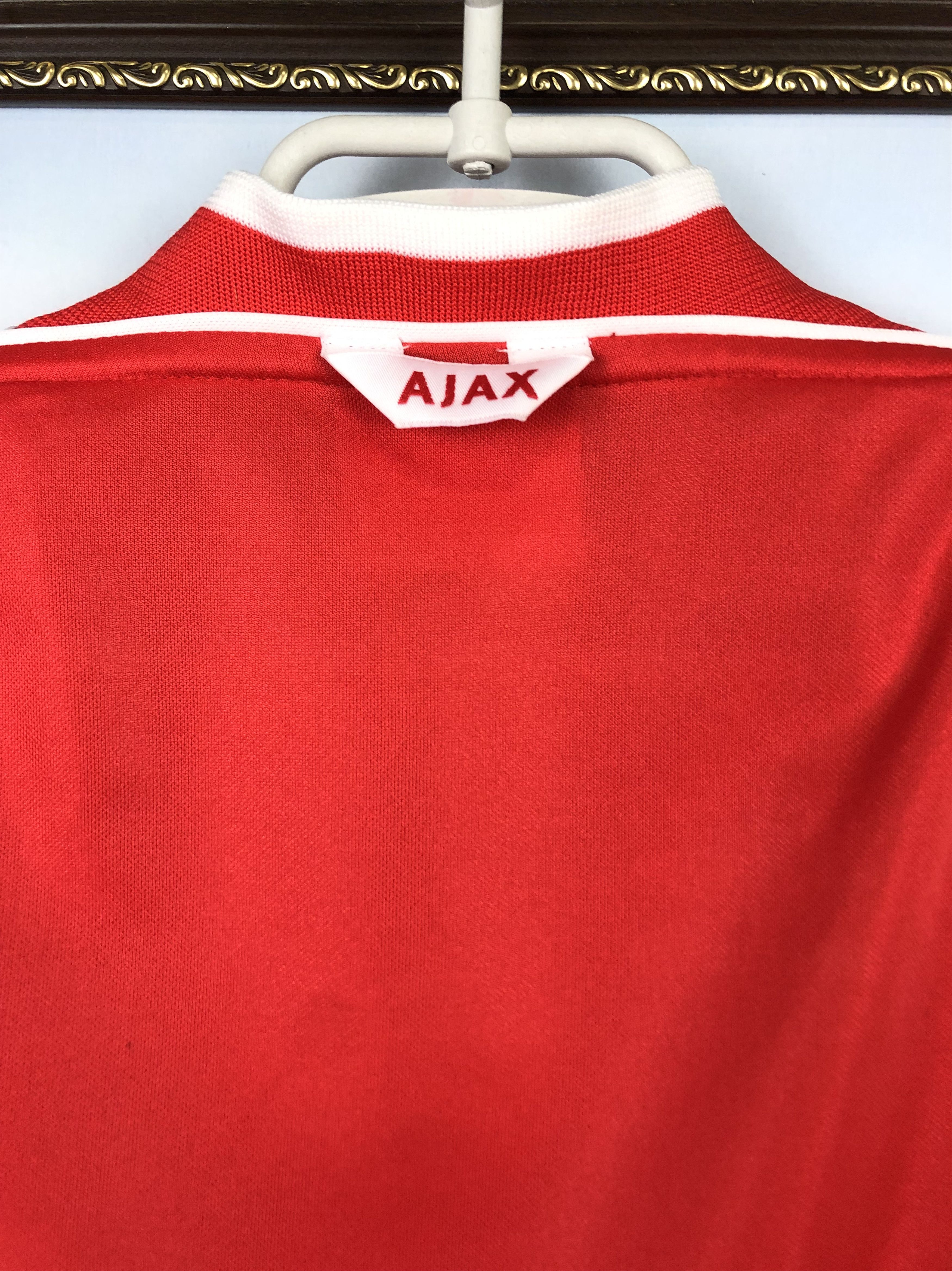 Umbro Ajax Home football shirt Umbro Soccer Jersey Rare Boys Size US XXS / EU 40 - 8 Thumbnail