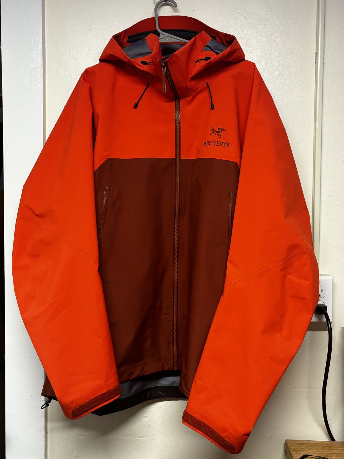Arc'teryx Arc'teryx Men's Beta AR Jacket Size US XXL / EU 58 / 5 - 1 Thumbnail