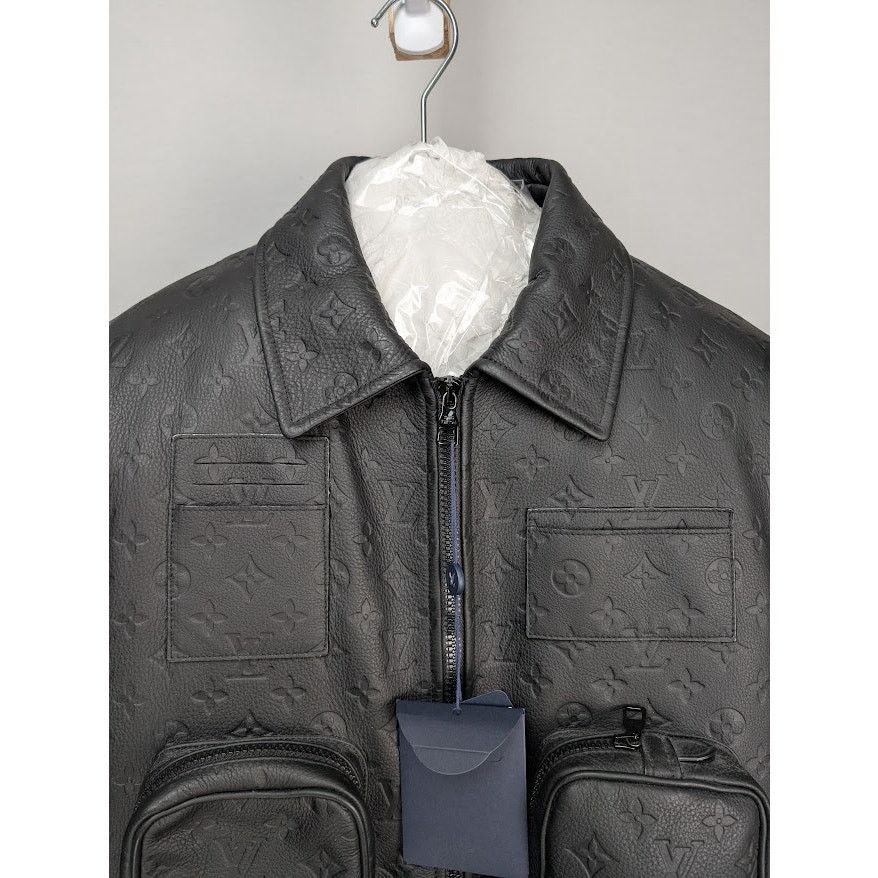 Louis Vuitton o1rshd1 Monogram Embossed Utility Black Leather Jacket Black Size US M / EU 48-50 / 2 - 2 Thumbnail