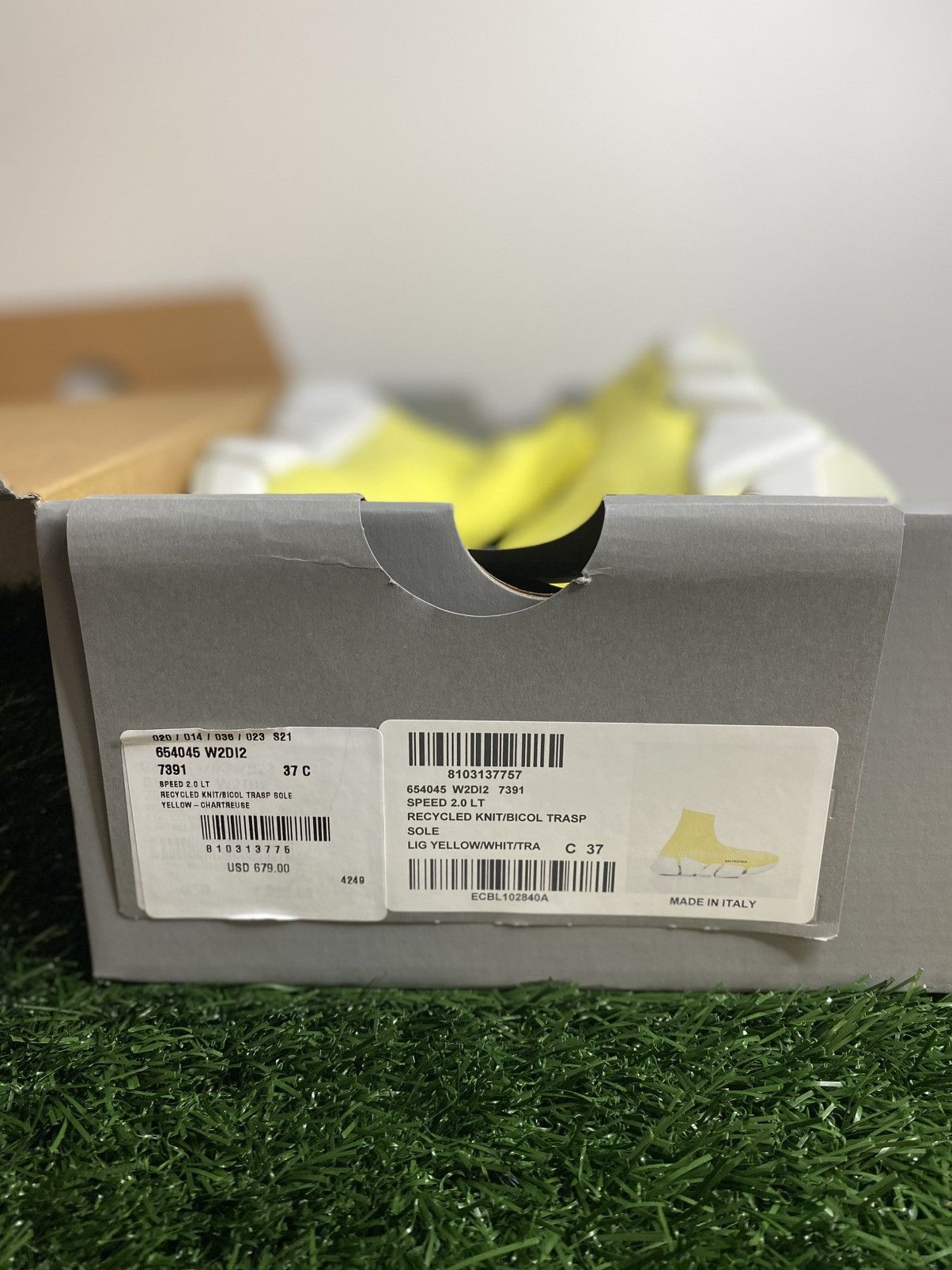 Balenciaga W Balenciaga Speed 2.0 ‘ Yellow ‘| Size 37 EU | NEW Size US 7 / IT 37 - 12 Thumbnail