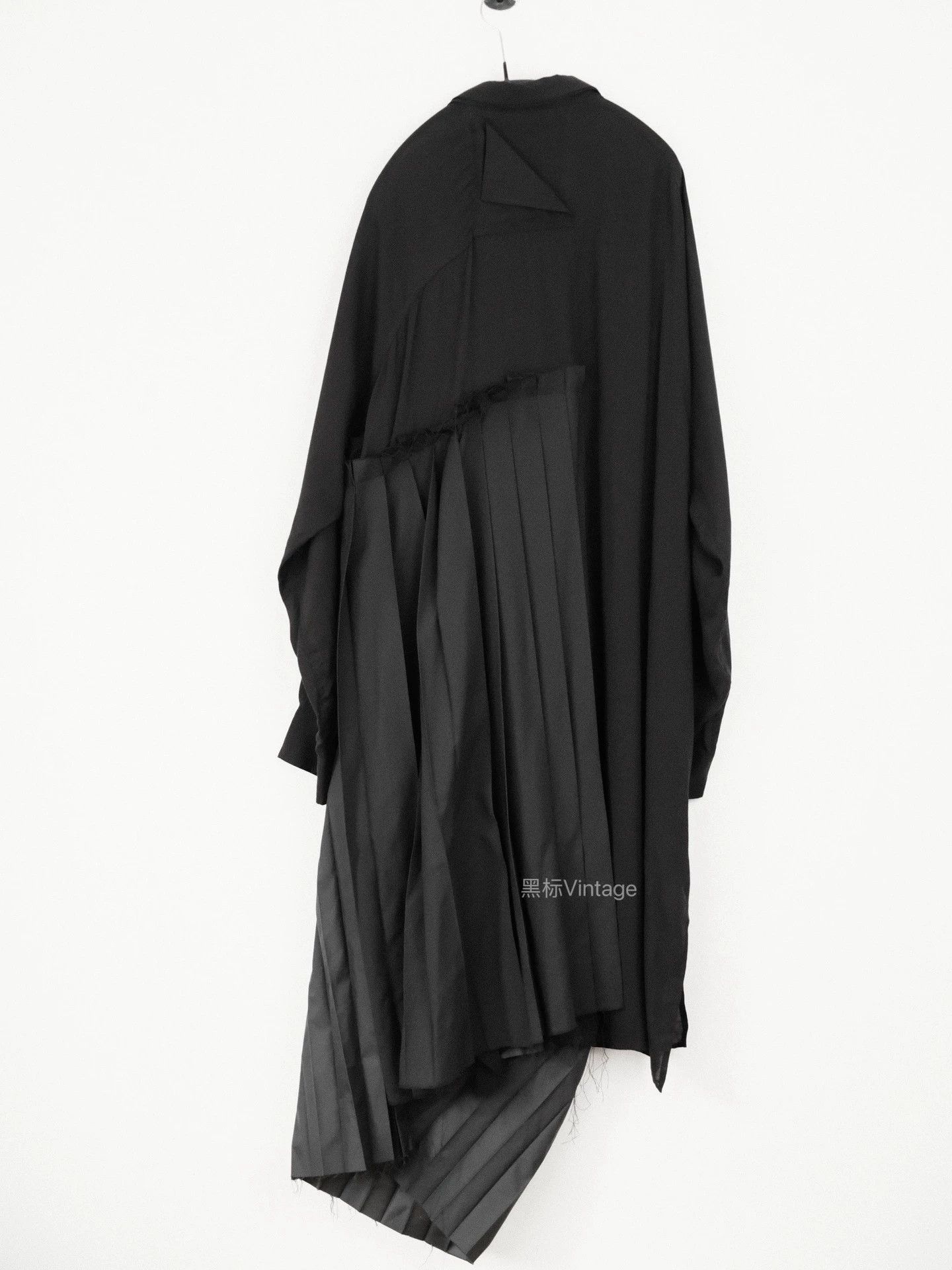 Yohji Yamamoto Yohji Yamamoto 24ss Pleated Distressed Asym Shirt Men Size US L / EU 52-54 / 3 - 7 Thumbnail