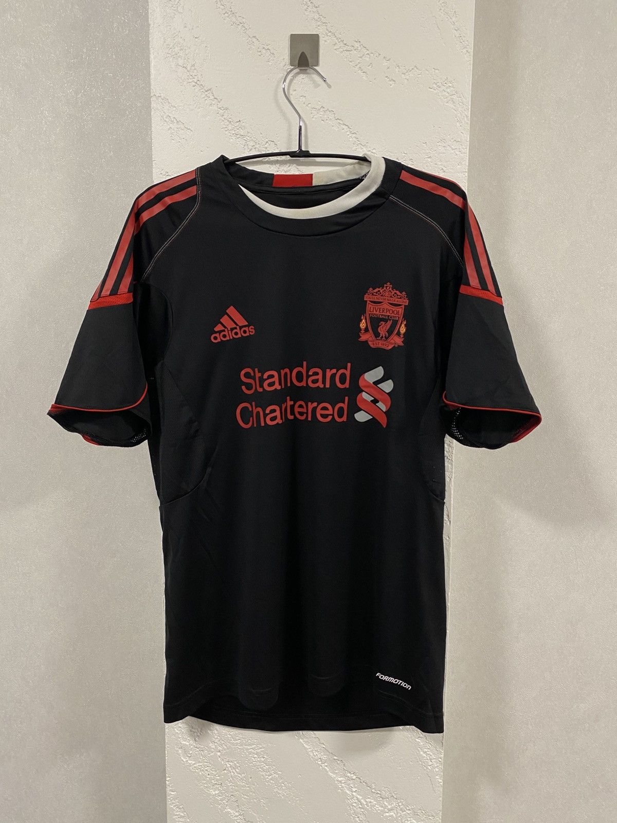 Adidas Adidas Liverpool 2010 Football shirt Soccer Jersey Size US M / EU 48-50 / 2 - 1 Thumbnail