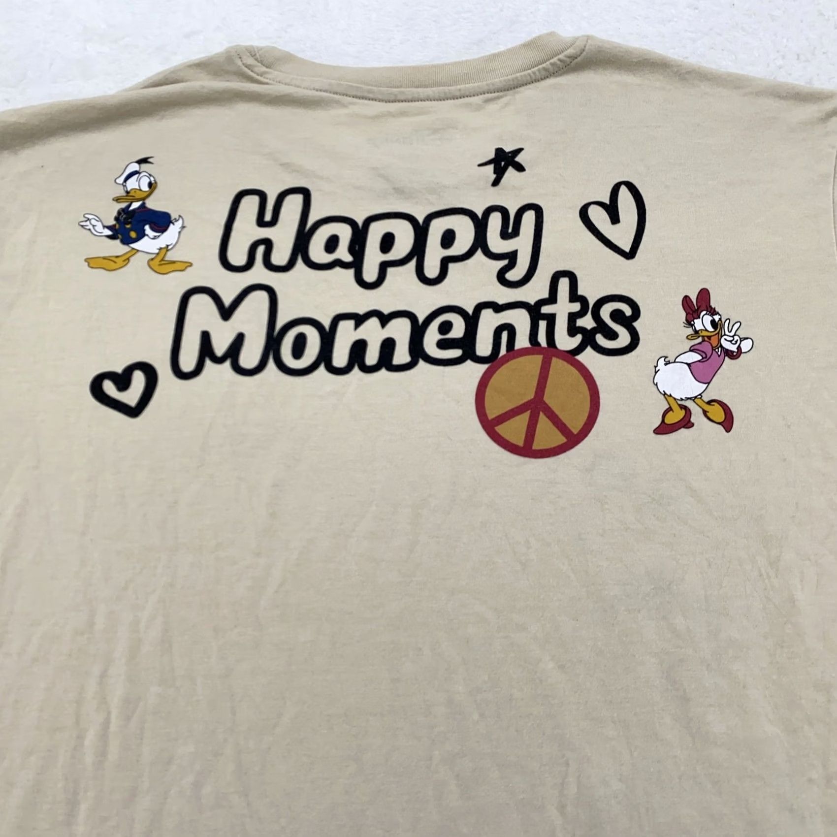 Disney Disney Shirt Mens Medium Mickey Minnie Donald Daisy Crochet Patch Happy Moments Size US M / EU 48-50 / 2 - 3 Thumbnail