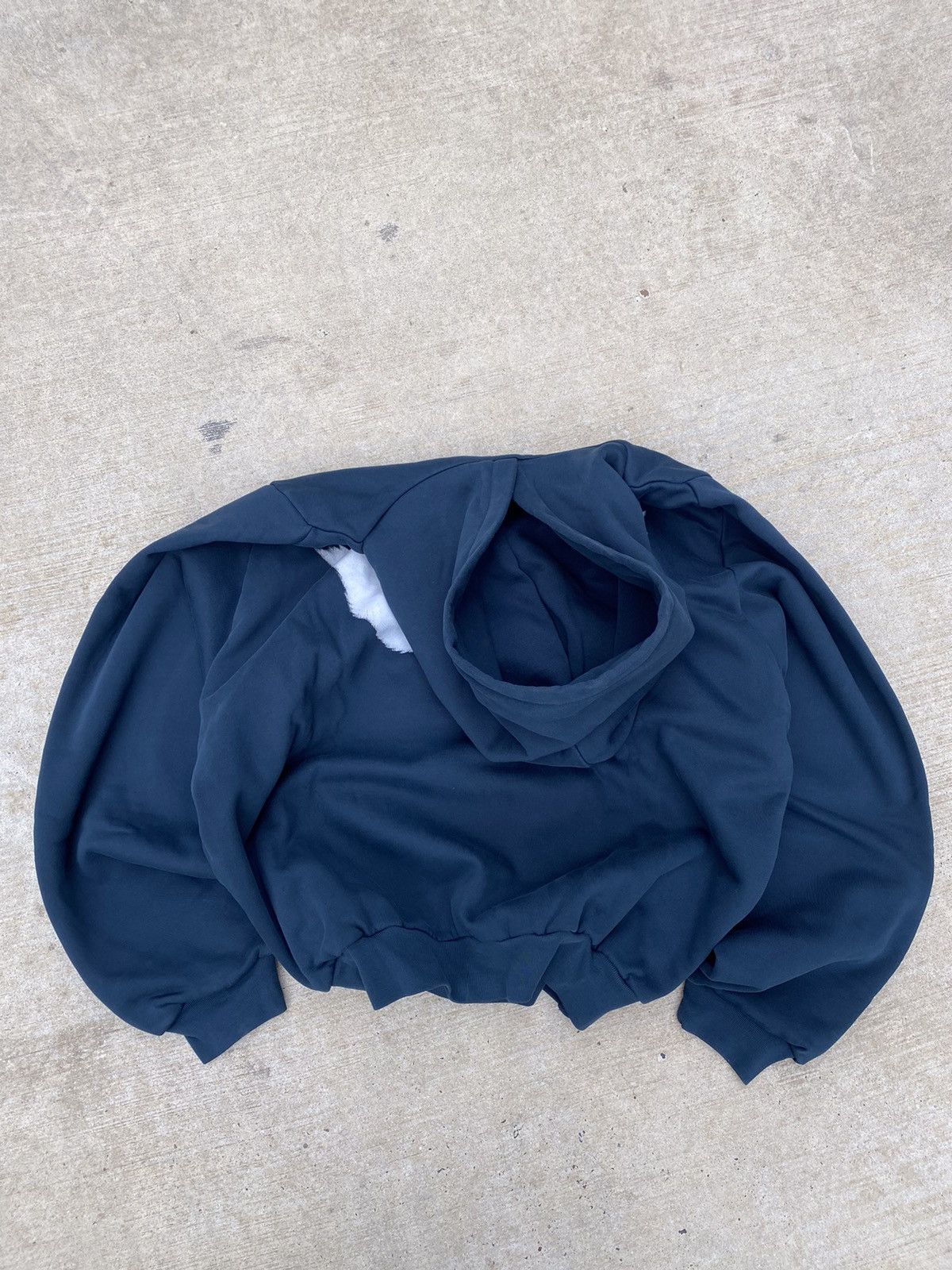 Gap × Yeezy NWT Yeezy Gap Dove Shrunken Hoodie by Balenciaga Size US XL / EU 56 / 4 - 2 Thumbnail