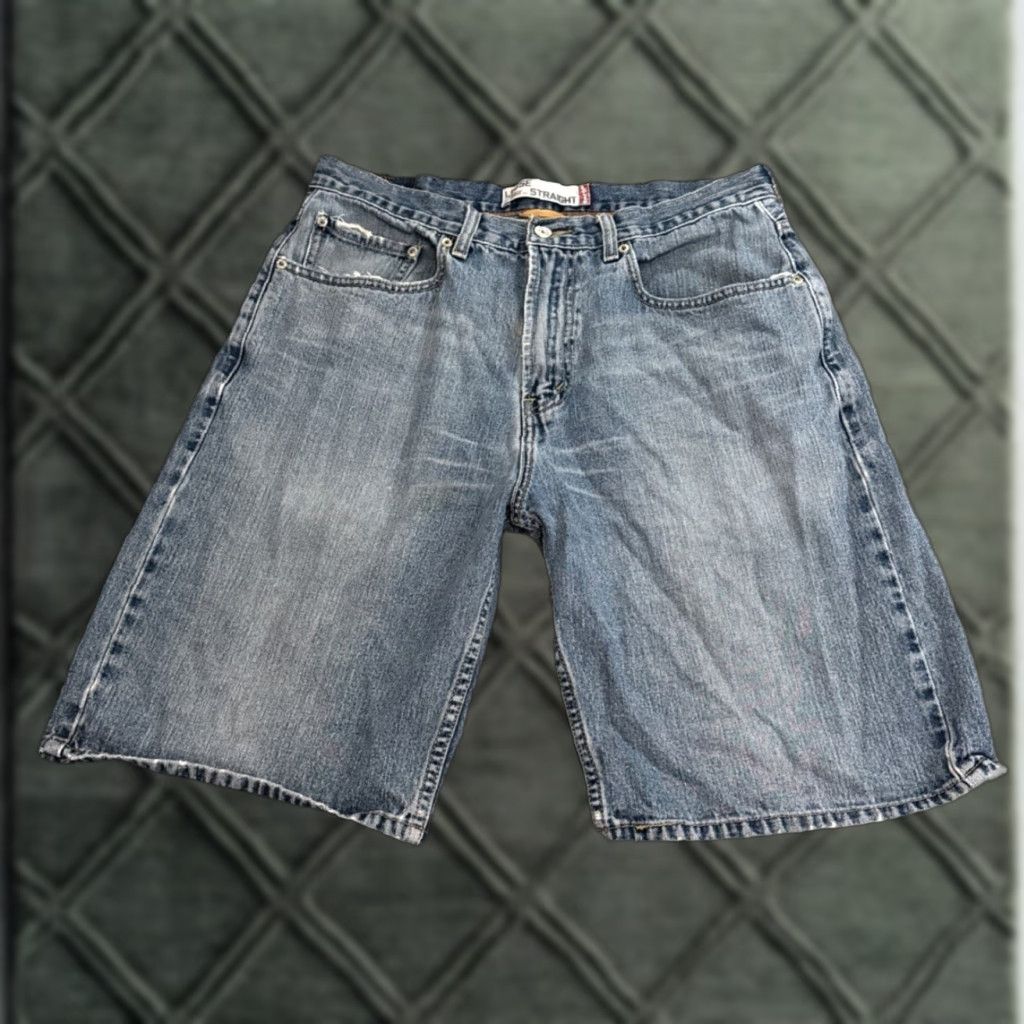 Levi's VINTAGE Levi’s 569 Bermuda Denim Blue Jean Shorts 33” Men Regular Loose Straight Blue 90s? (Note: avoid adding unknown decade) Size US 33 - 1 Thumbnail