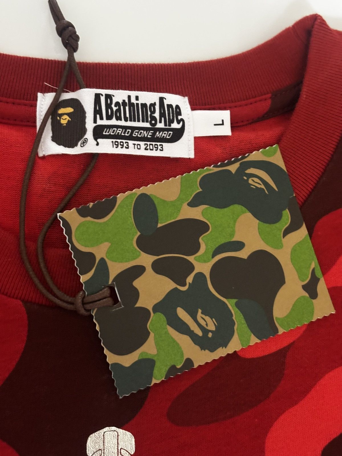 Bape Authentic color camo shark tee t shirt L new red Size US L / EU 52-54 / 3 - 3 Thumbnail