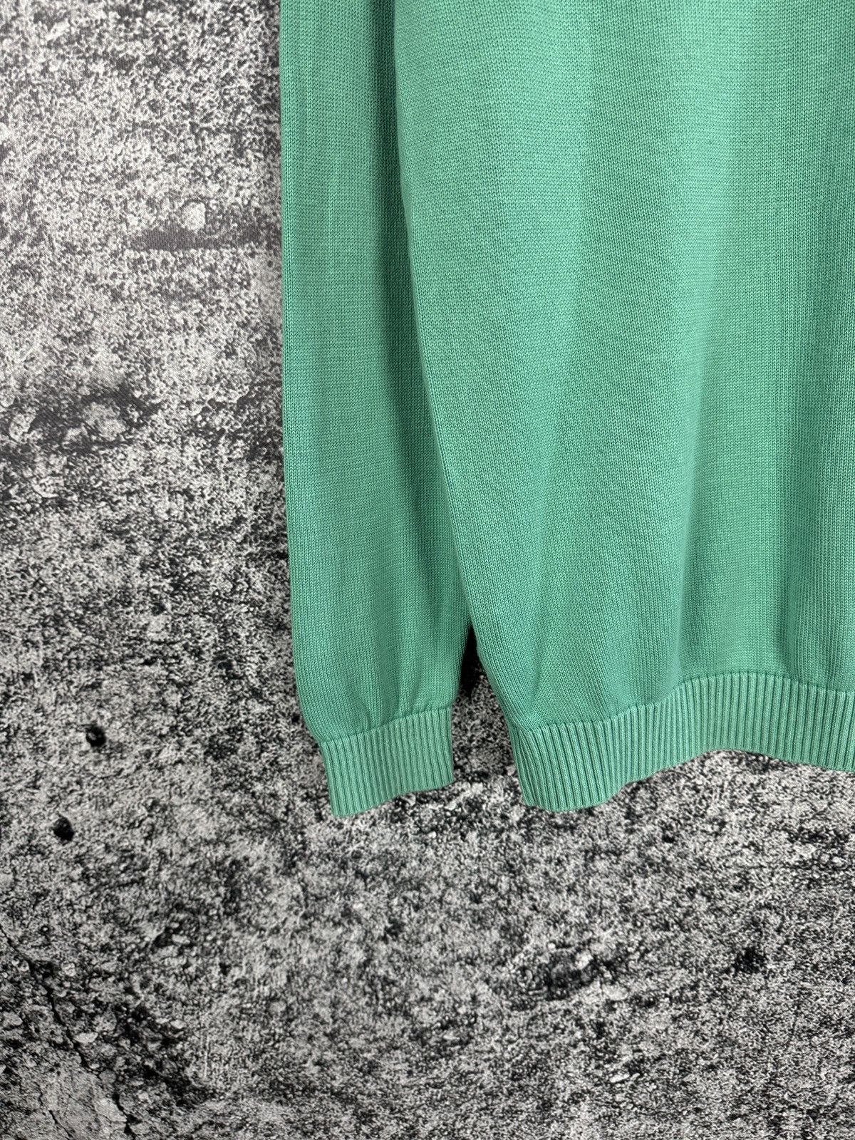 Lacoste Men’s Lacoste Vintage Washed V-Neck Sweater Pullover Size 5 Size US L / EU 52-54 / 3 - 15 Thumbnail