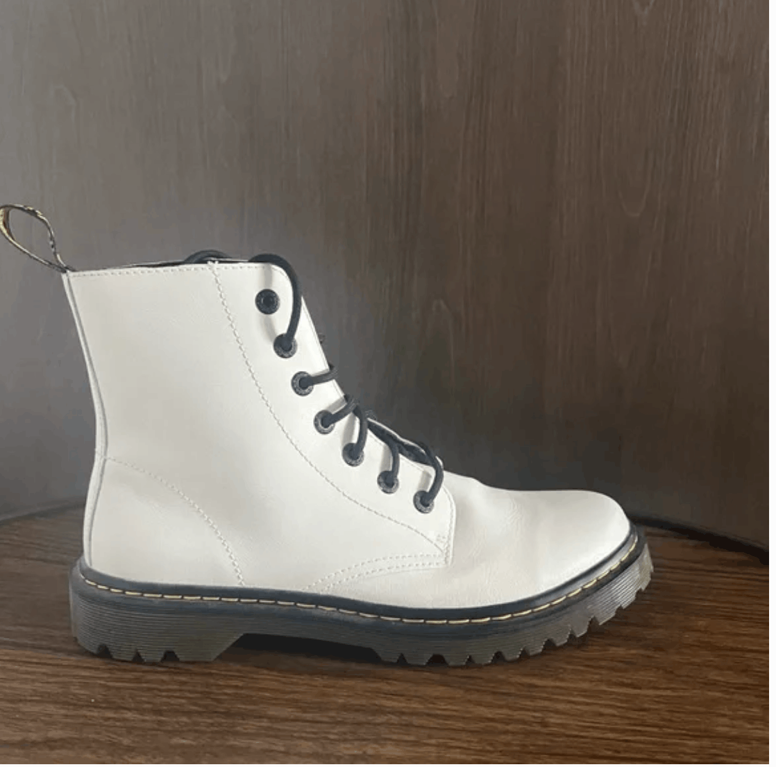 Dr. Martens Dr Martens Luana White Leather Combat Boots Size US 11 / IT 41 - 2 Thumbnail