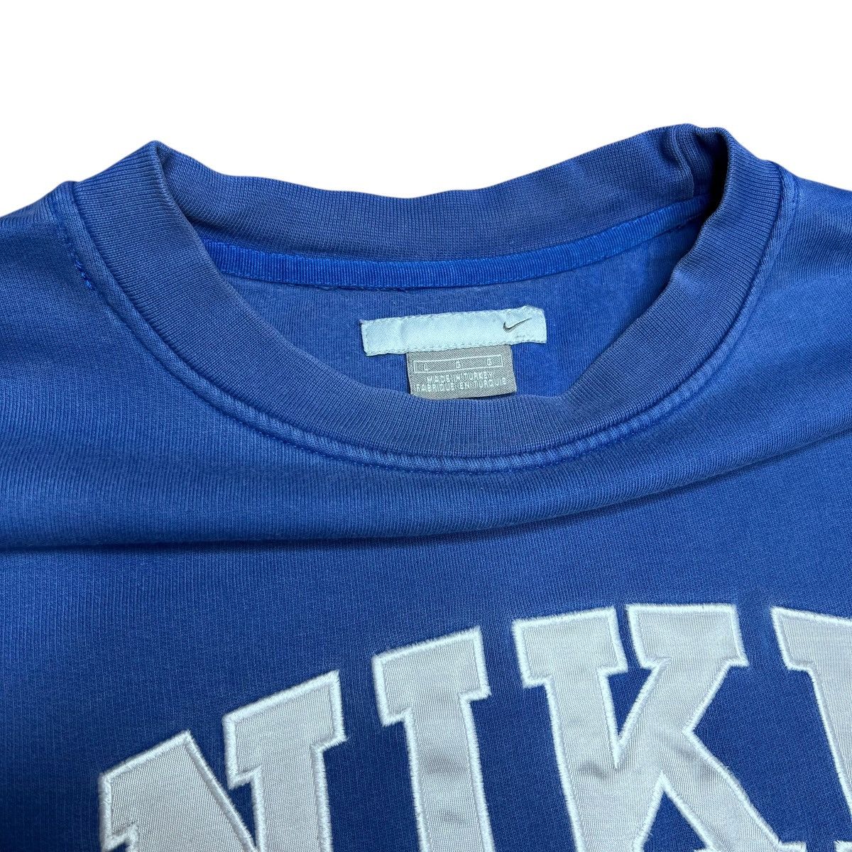 Nike Vintage 2000s Nike Swoosh Spell Out Embroidered Sweatshirt Size US L / EU 52-54 / 3 - 2 Thumbnail