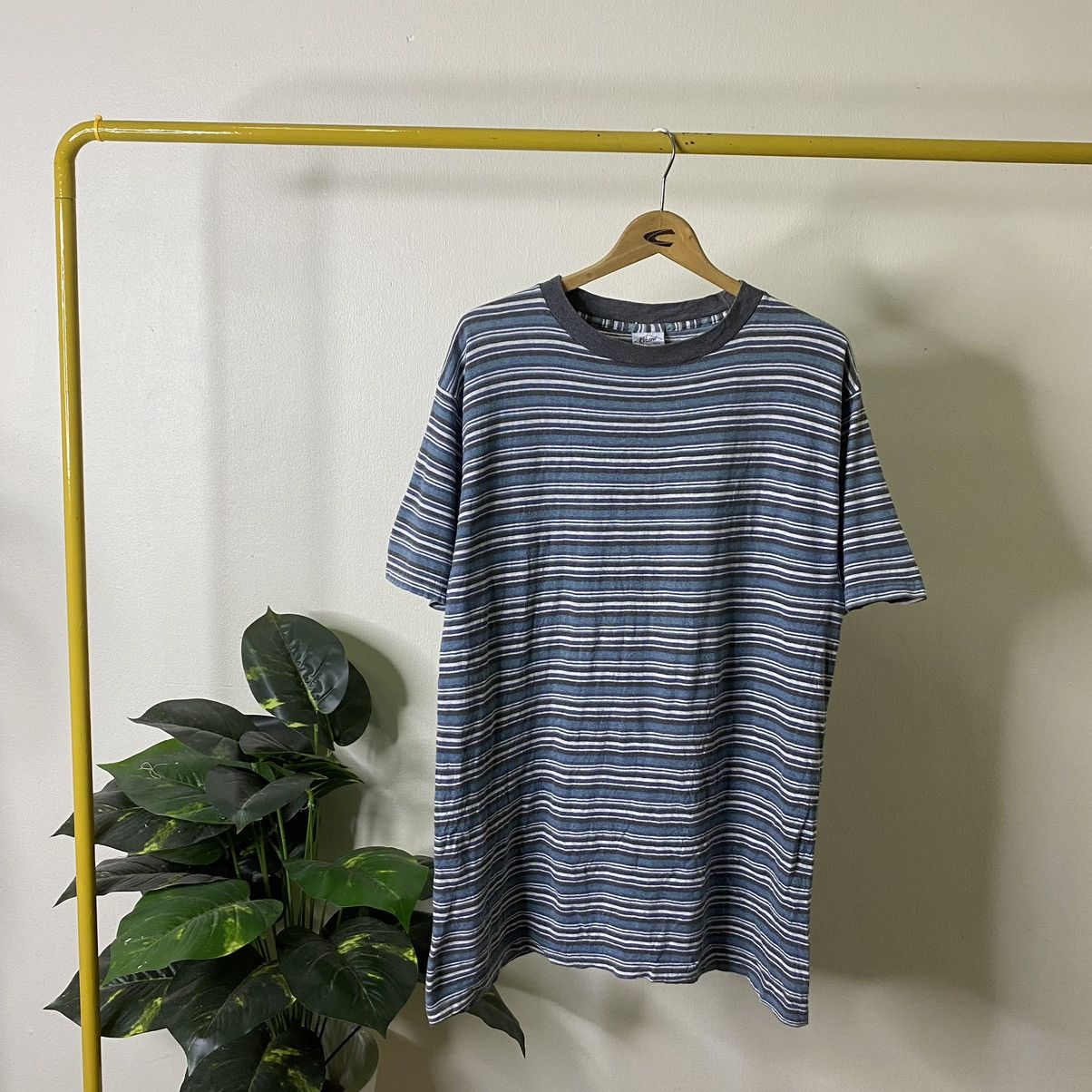 Vintage Vintage 1990s Robert Stripes Tee Made in USA Crispy Cotton Size US L / EU 52-54 / 3 - 1 Thumbnail