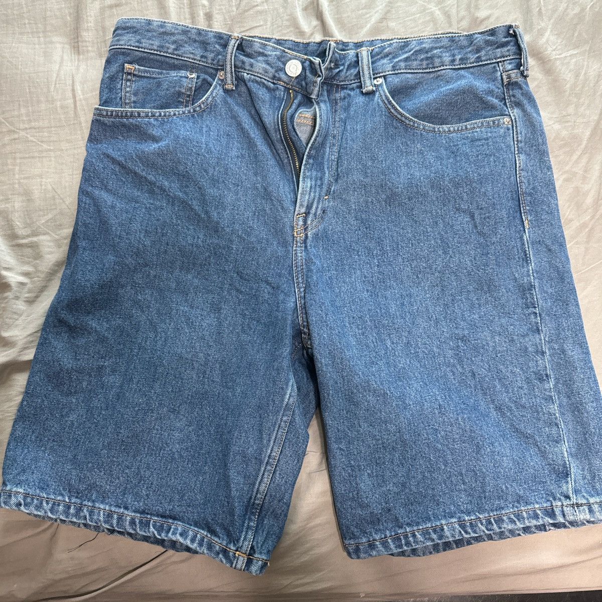 H&M Dark Navy Relaxed Jorts Size US 36 / EU 52 - 1 Thumbnail