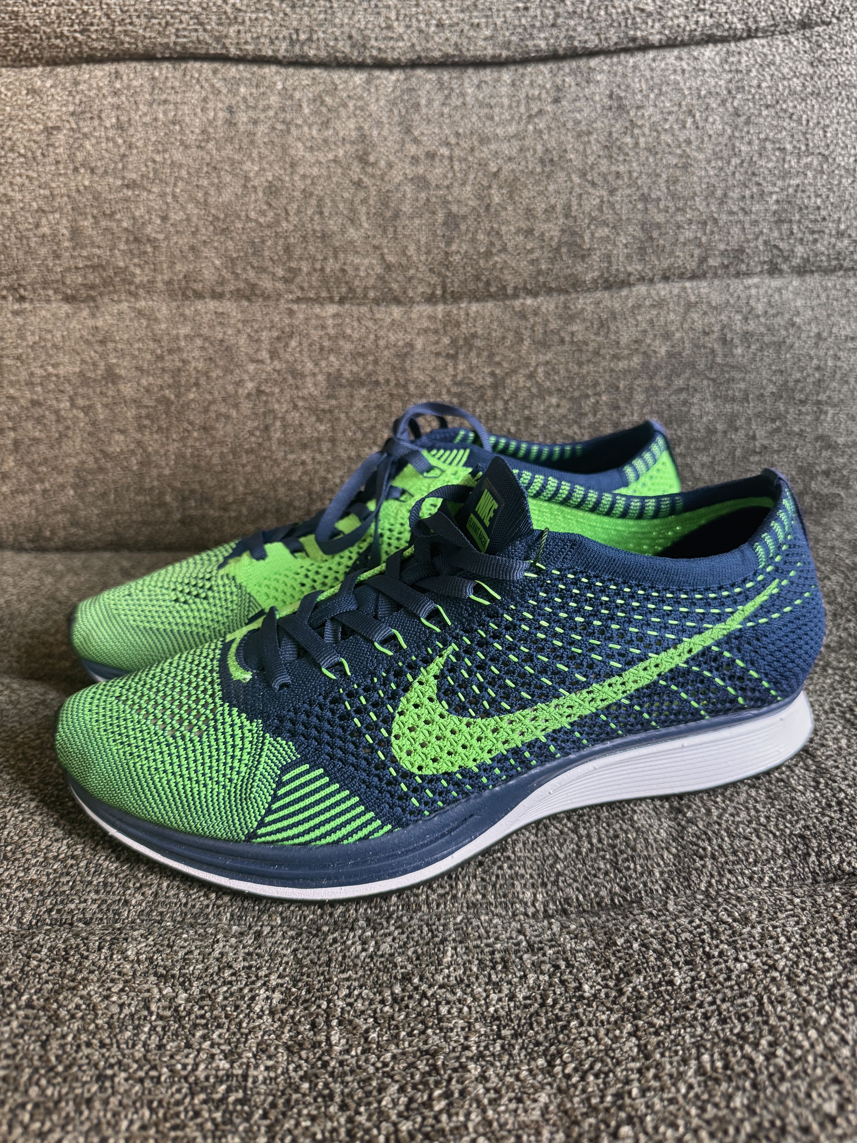 Nike Flyknit Racer Brave Blue/Poison Green Size US 9.5 / EU 42-43 - 6 Thumbnail