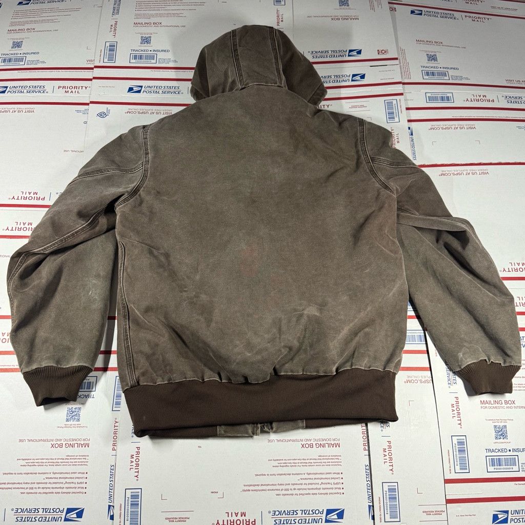 Carhartt Carhartt Work Jacket Brown Mens Size Large Hood Distressed Size US L / EU 52-54 / 3 - 3 Thumbnail