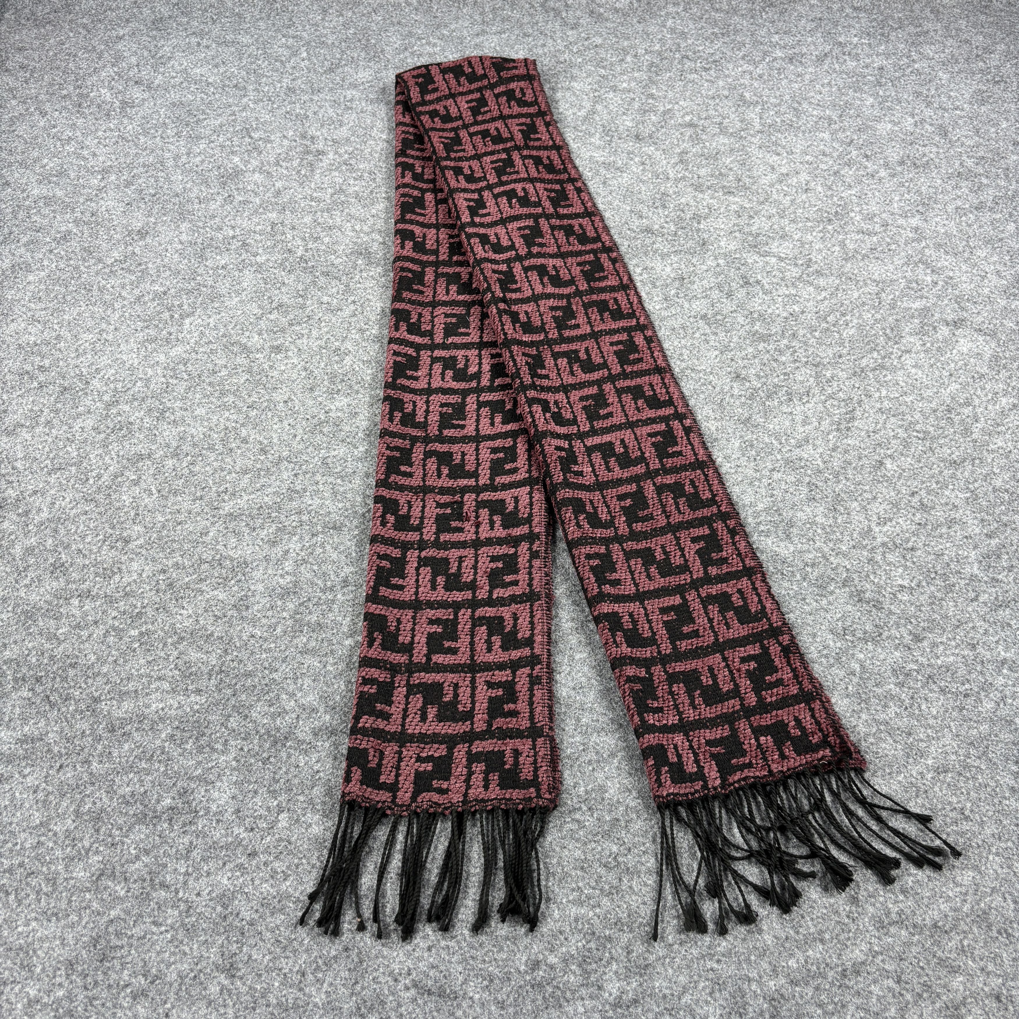 Fendi × Vintage GF10709 Fendi Scarf Neck Wear Muffler Nova Check Size ONE SIZE - 1 Thumbnail