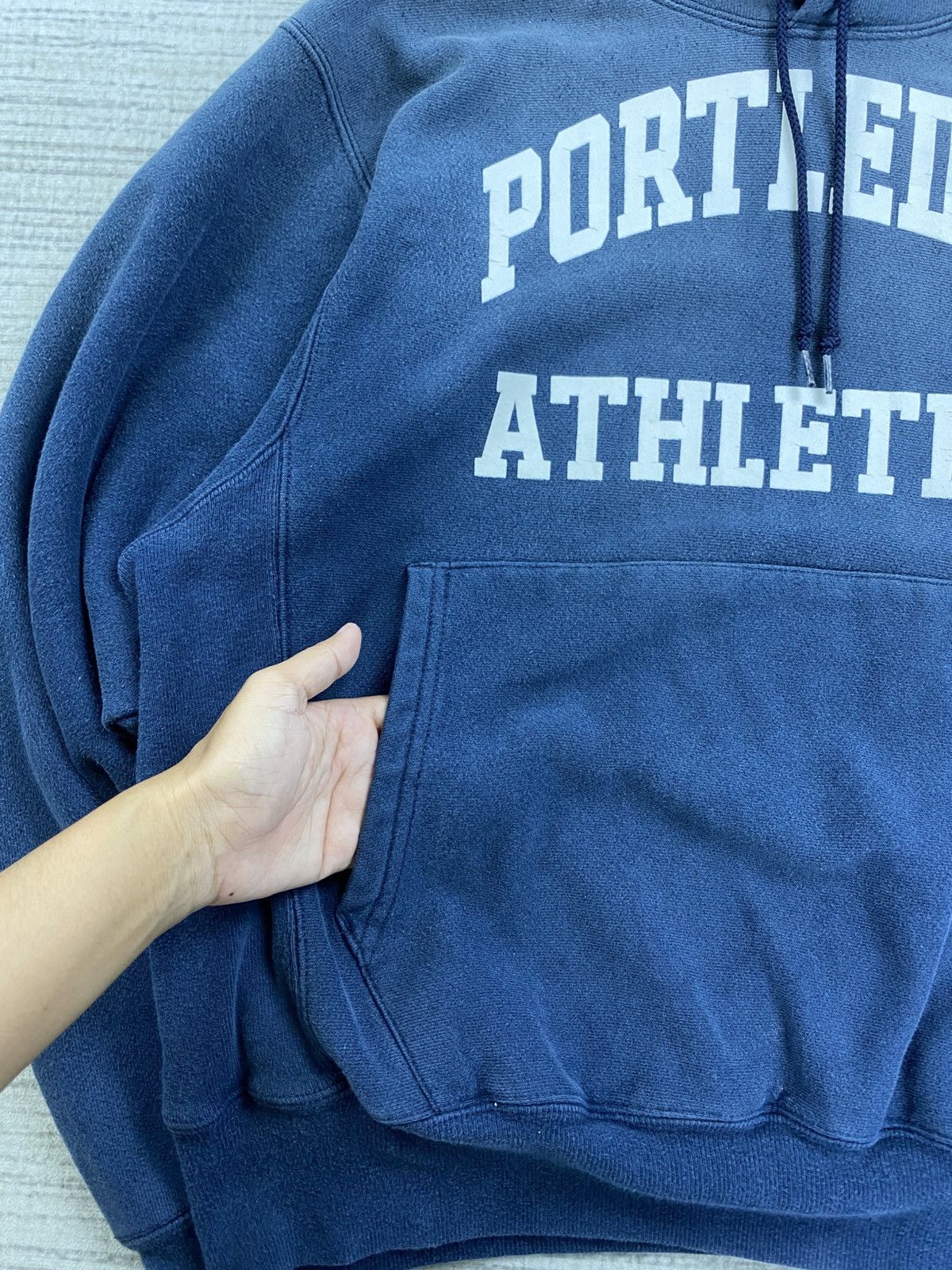Champion × Vintage Vintage Champion Reverse Weave Faded Hoodie Size US M / EU 48-50 / 2 - 5 Thumbnail