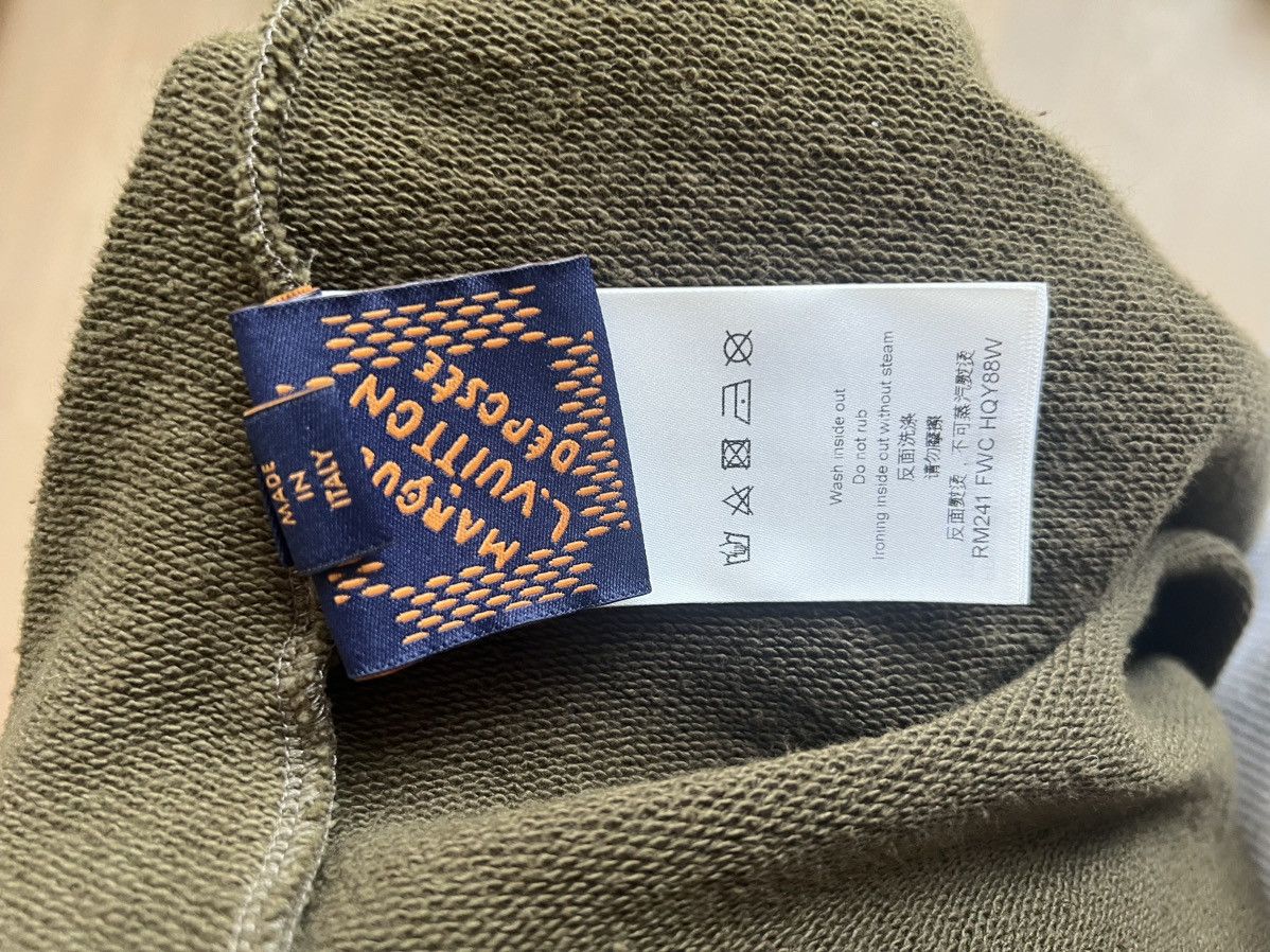Louis Vuitton Louis Vuitton 'Lovers' Olive Green Crewneck Size US XXL / EU 58 / 5 - 6 Thumbnail