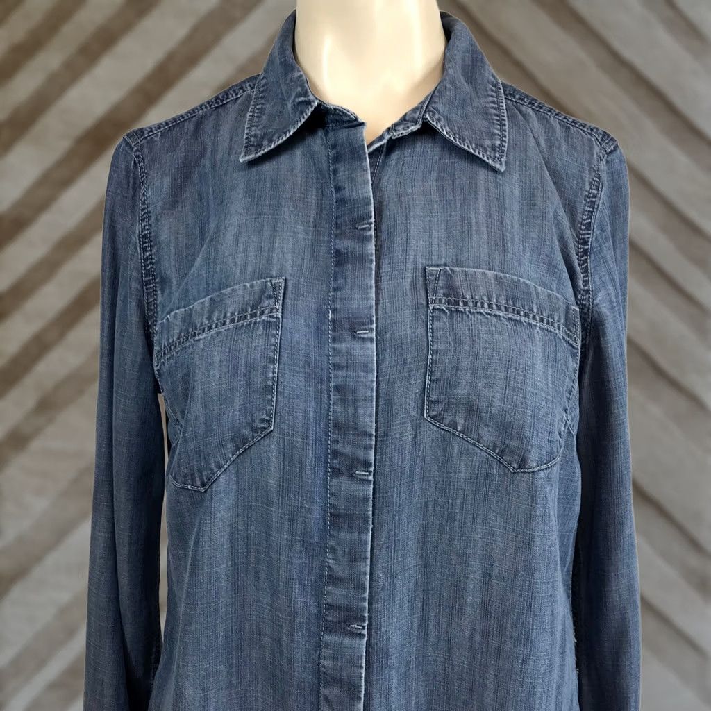 Talbots TALBOTS Womens Blue Denim Chambray Long Sleeve Button Down Shirt Size S Size S / US 4 / IT 40 - 1 Thumbnail